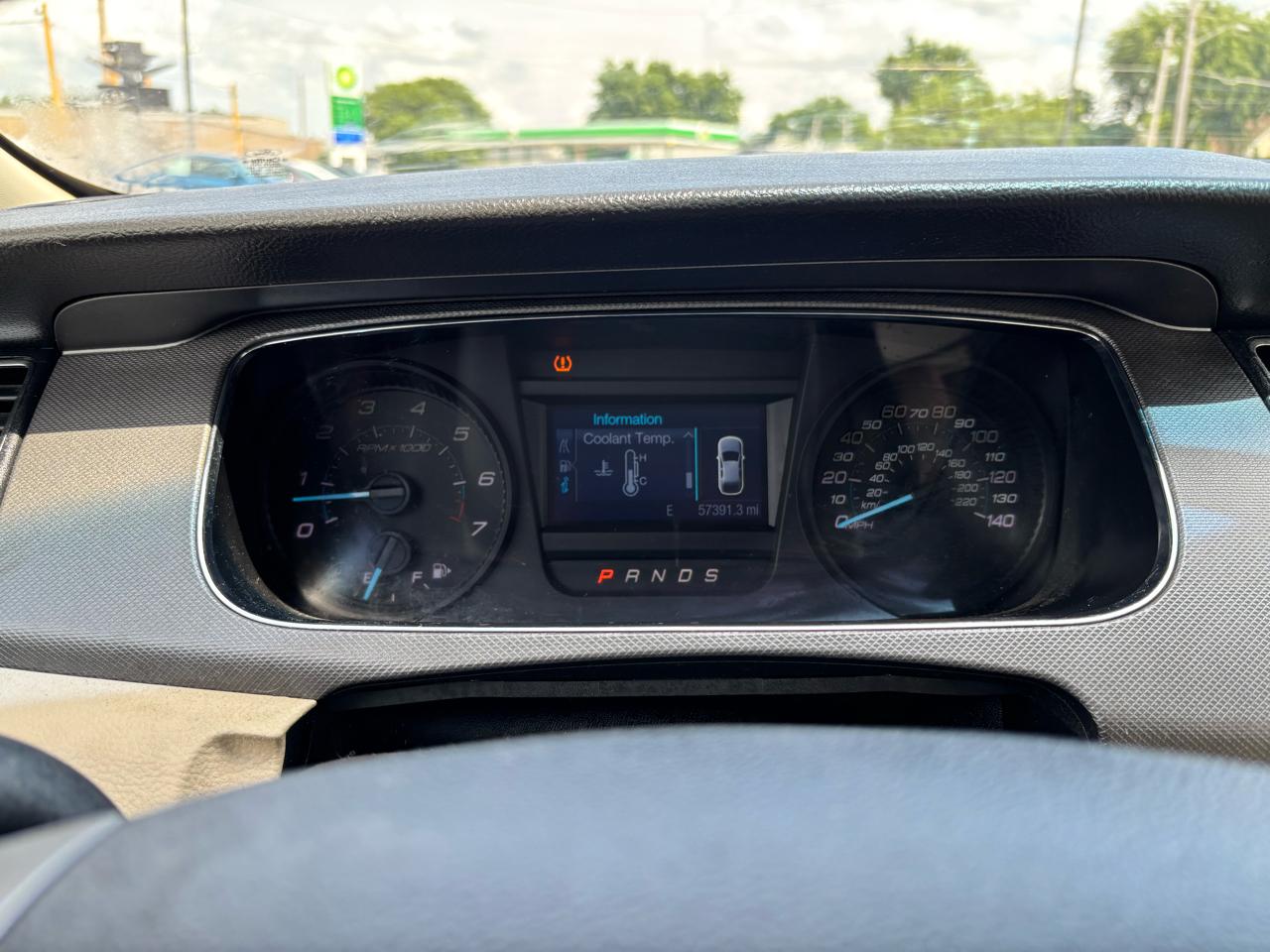 Ford Taurus SE FWD 2018
