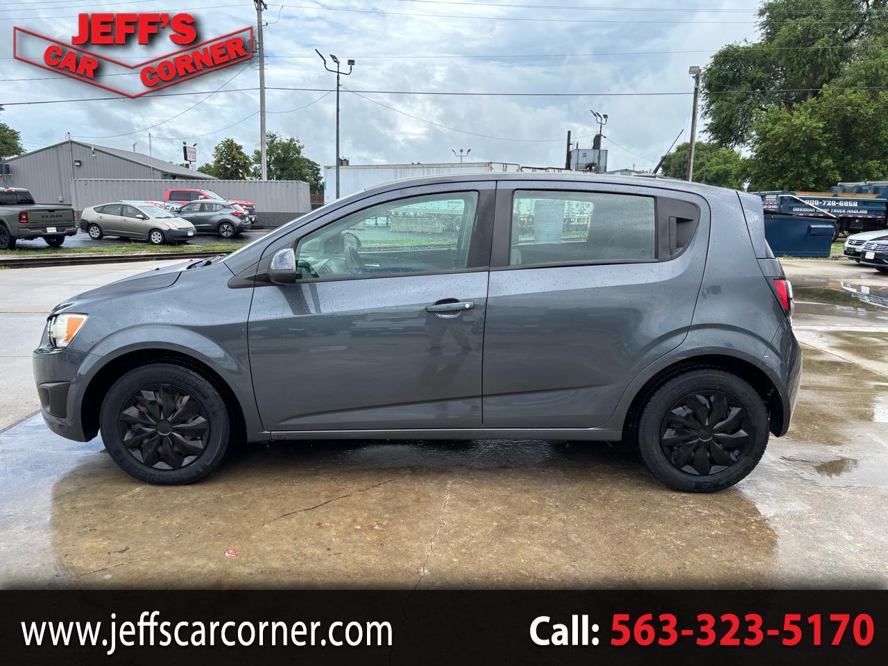 2013 Chevrolet Sonic LS Auto 5-Door