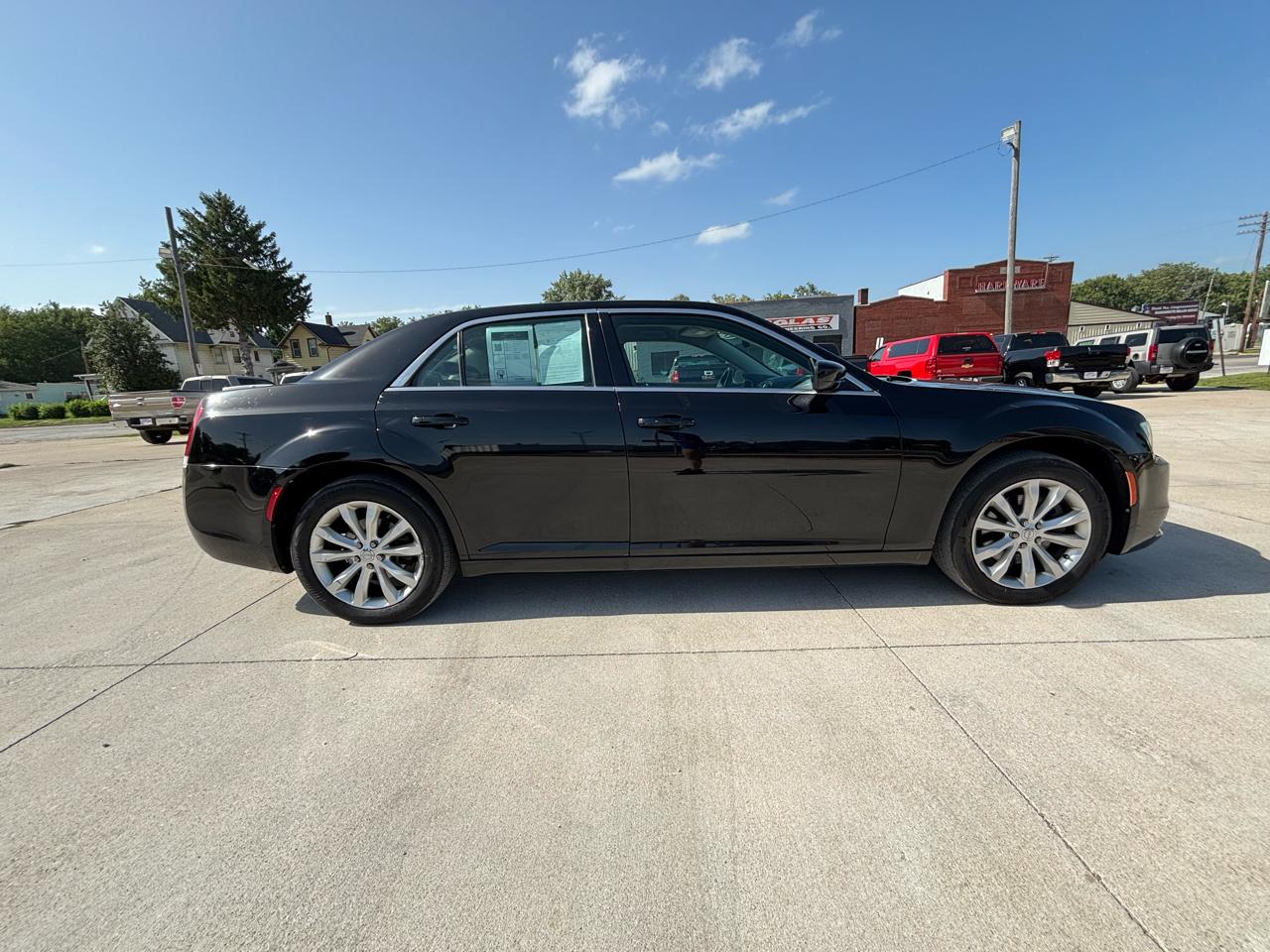 Chrysler 300 Limited AWD 2015