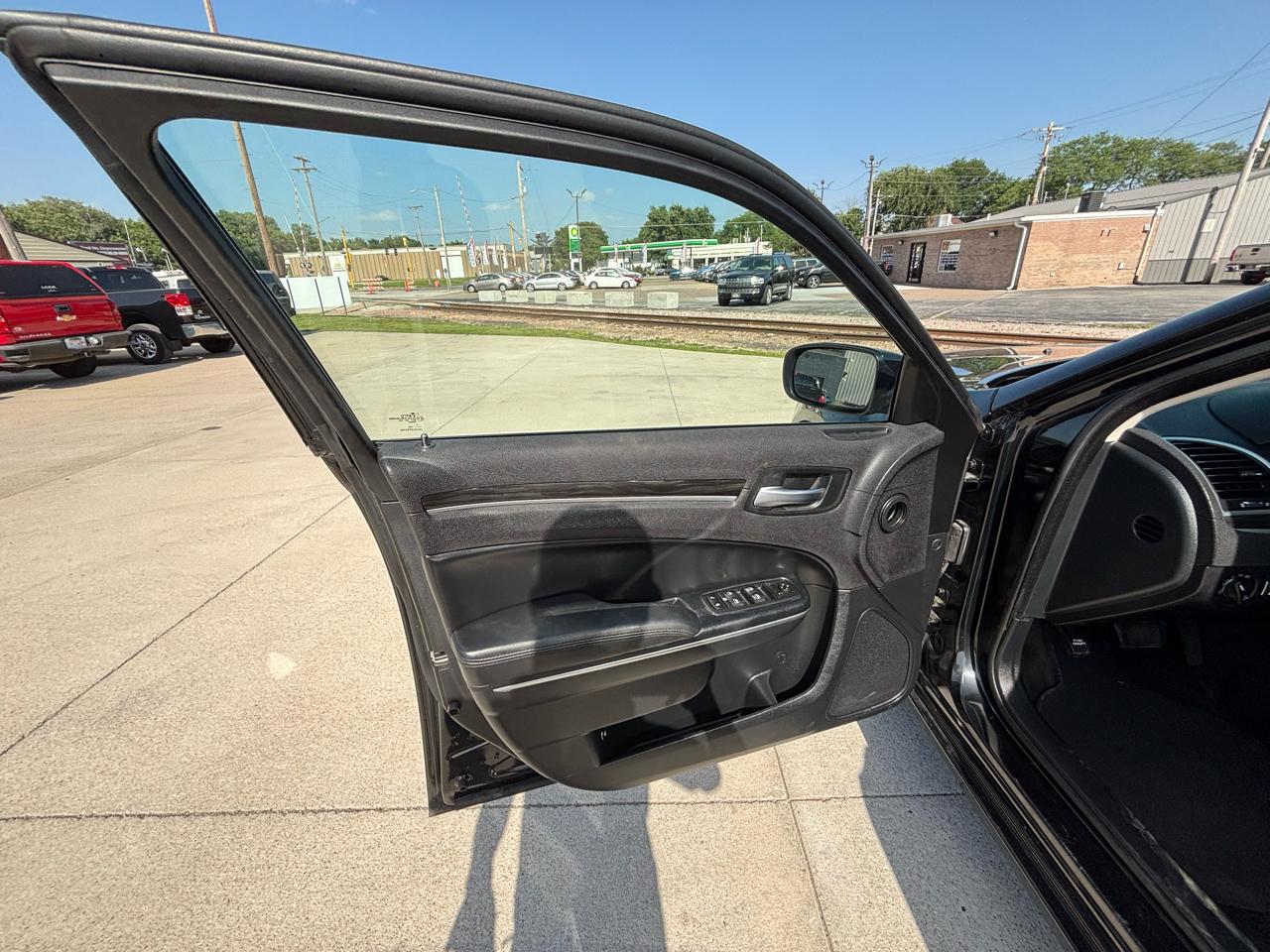 Chrysler 300 Limited AWD 2015