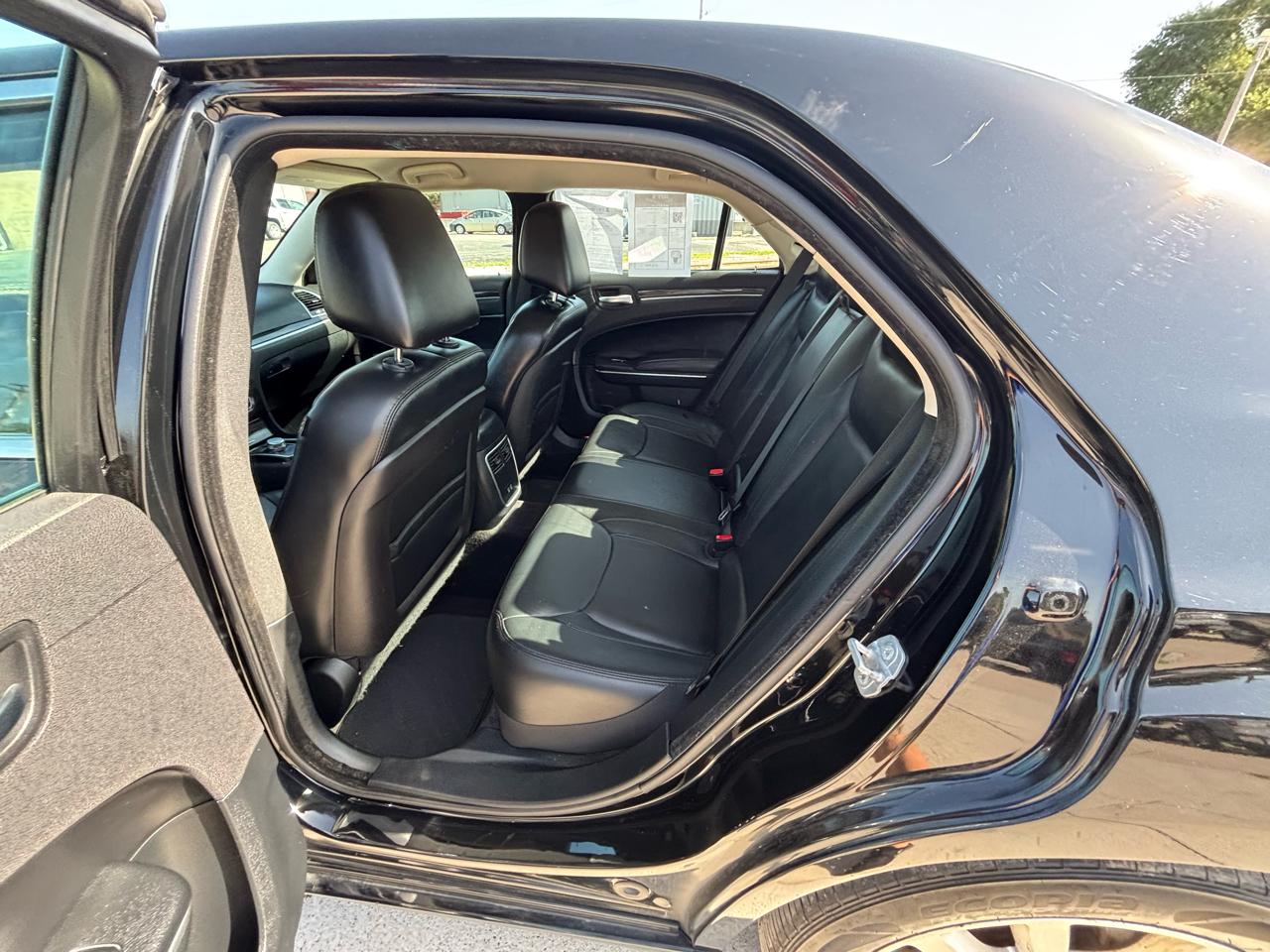 Chrysler 300 Limited AWD 2015