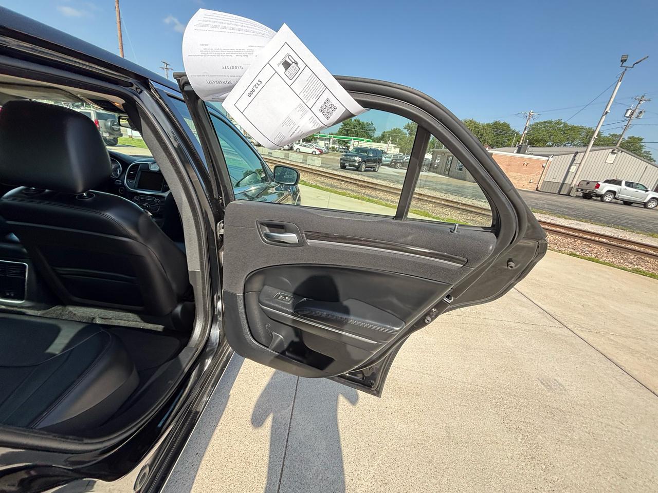 Chrysler 300 Limited AWD 2015