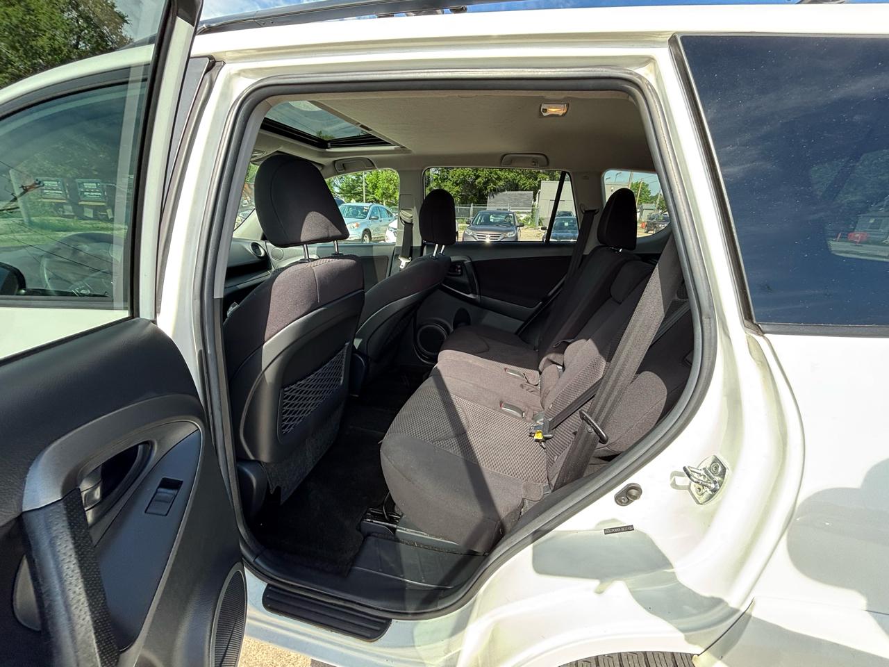 Toyota RAV4 Sport I4 4WD 2012