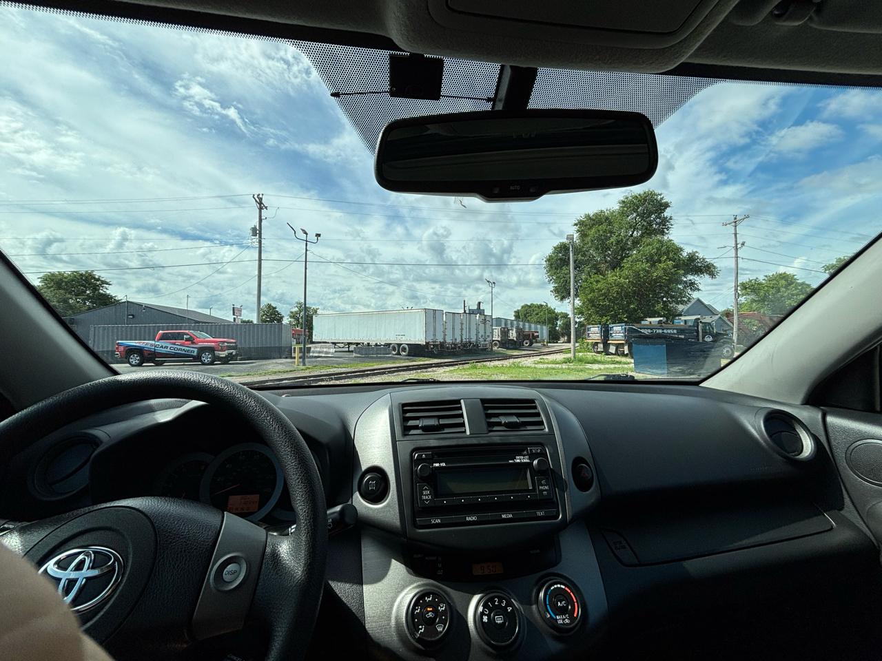 Toyota RAV4 Sport I4 4WD 2012