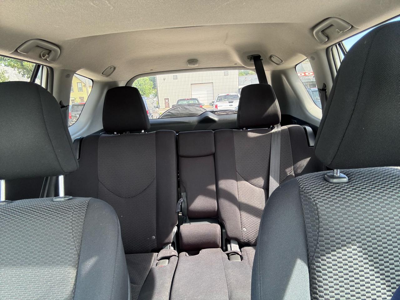 Toyota RAV4 Sport I4 4WD 2012