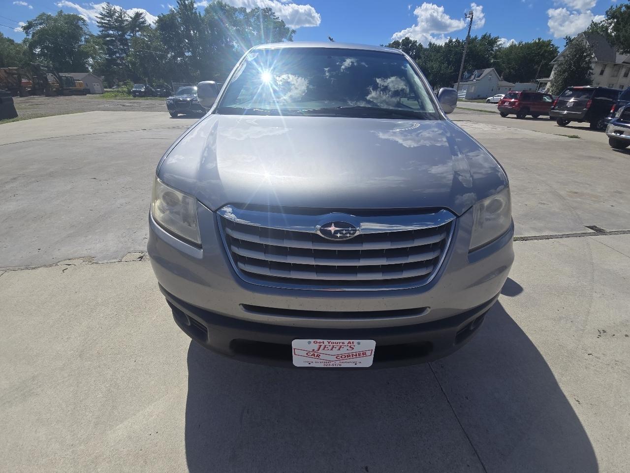 Subaru Tribeca 5-Passenger 2008