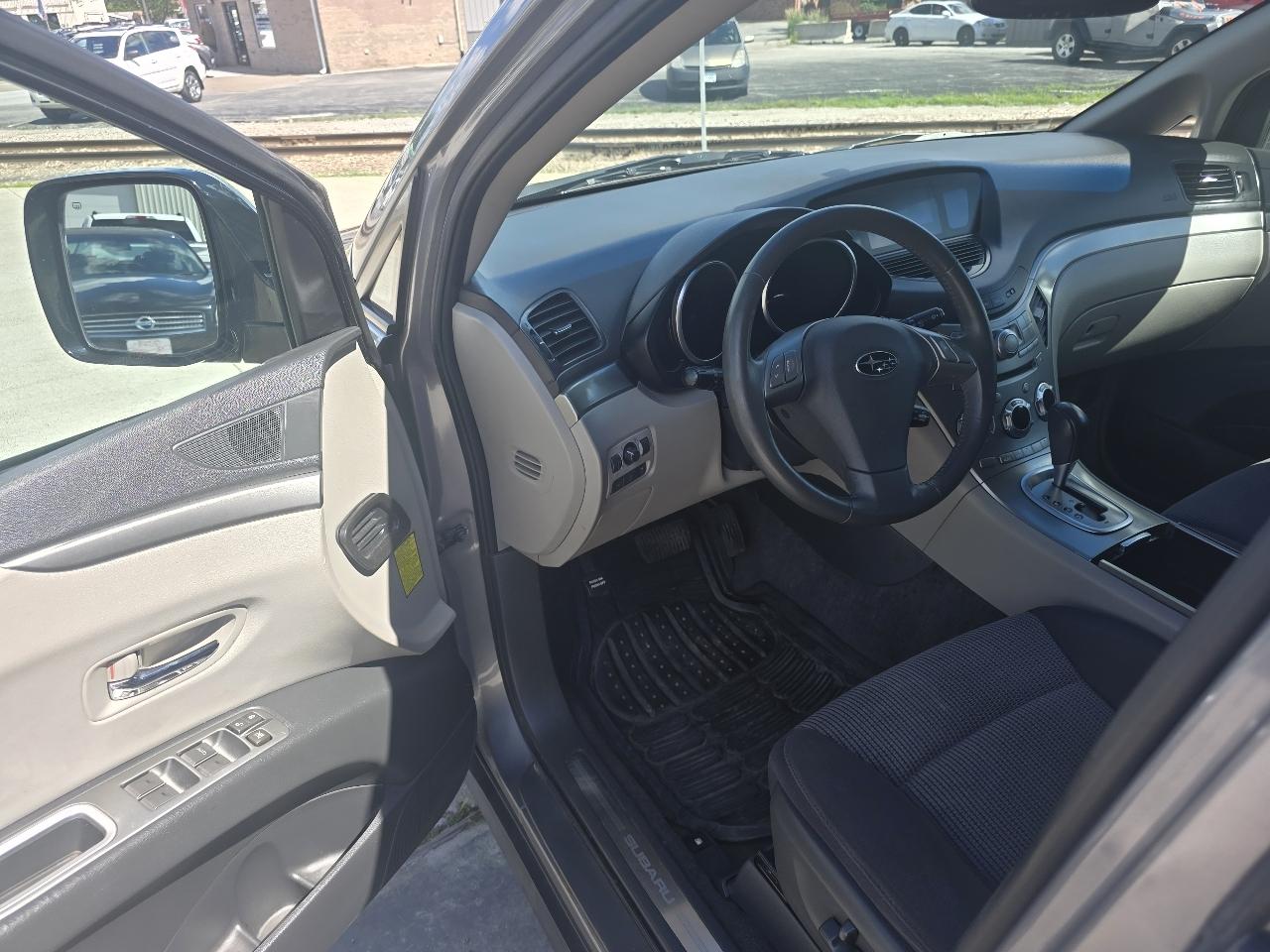 Subaru Tribeca 5-Passenger 2008