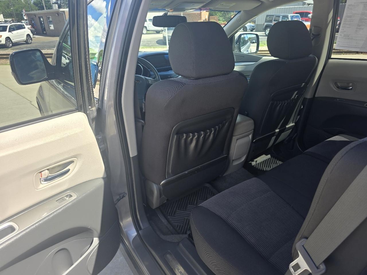 Subaru Tribeca 5-Passenger 2008