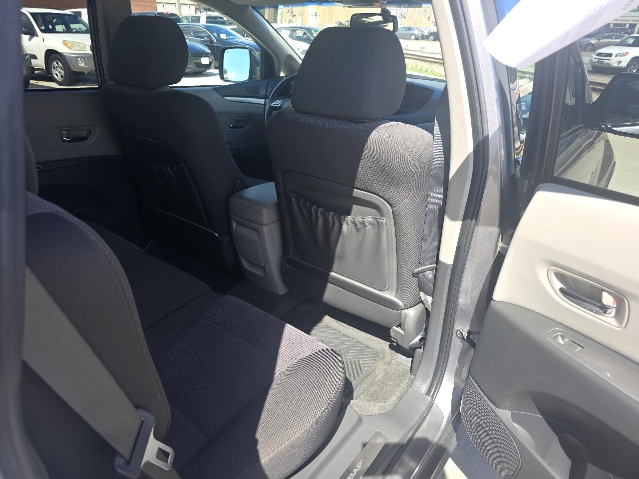 Subaru Tribeca 5-Passenger 2008