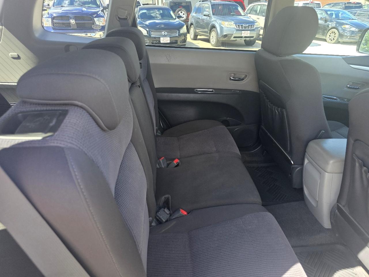 Subaru Tribeca 5-Passenger 2008