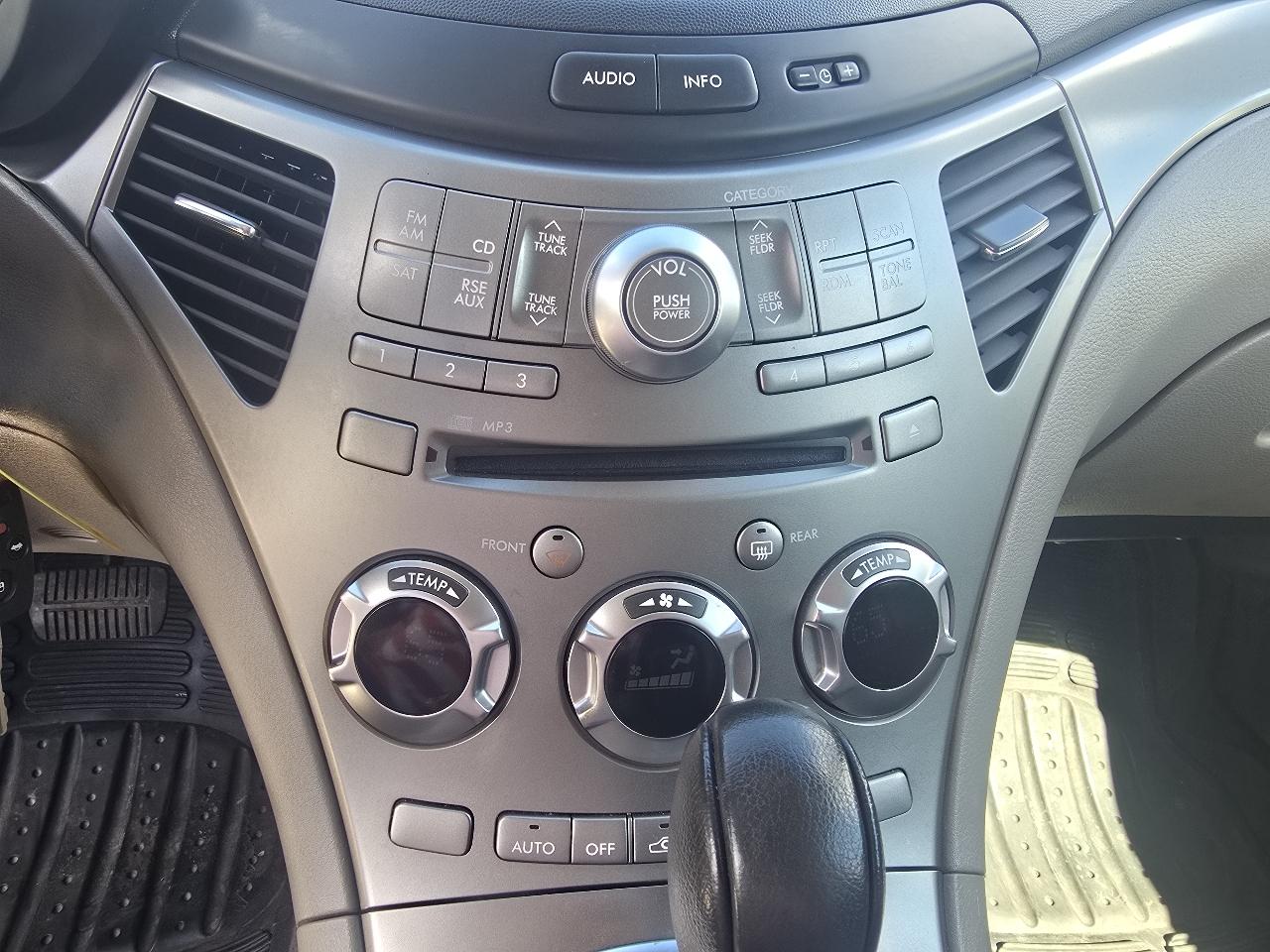 Subaru Tribeca 5-Passenger 2008