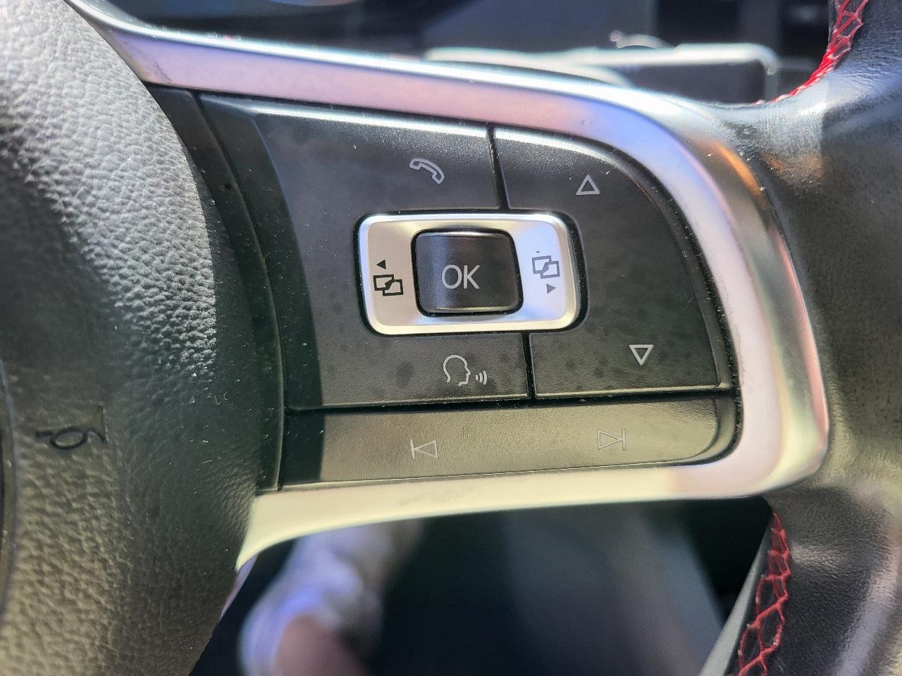 Volkswagen Jetta GLI SEL 6A 2015