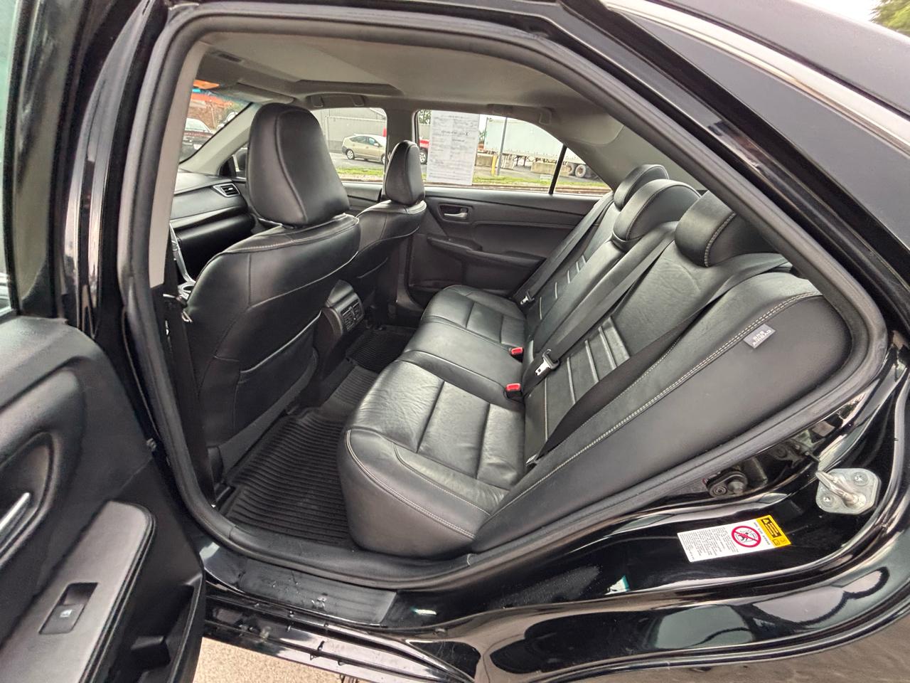 Toyota Camry XLE 2017