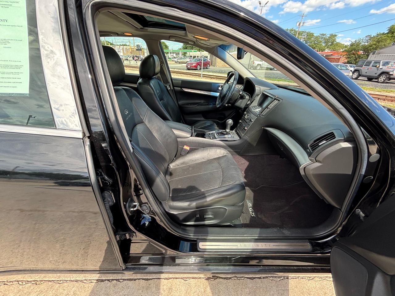Infiniti G Sedan G25x AWD 2011