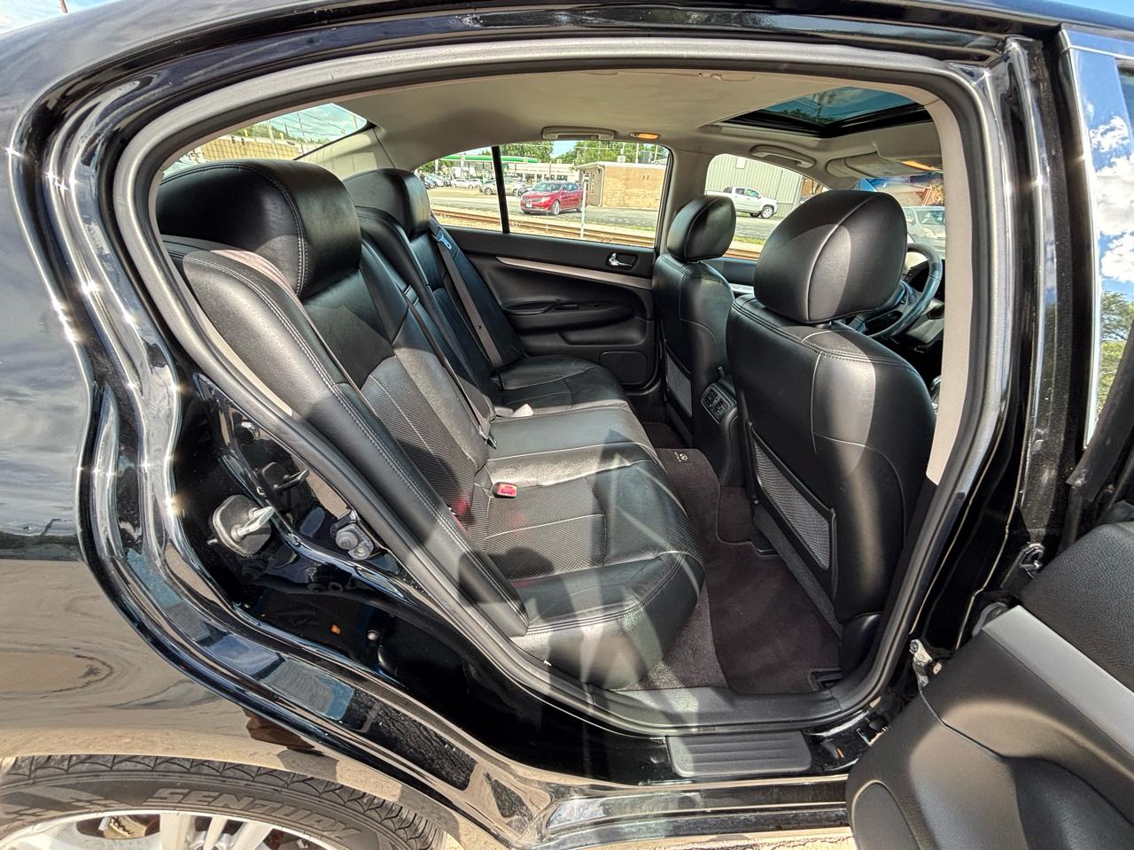Infiniti G Sedan G25x AWD 2011