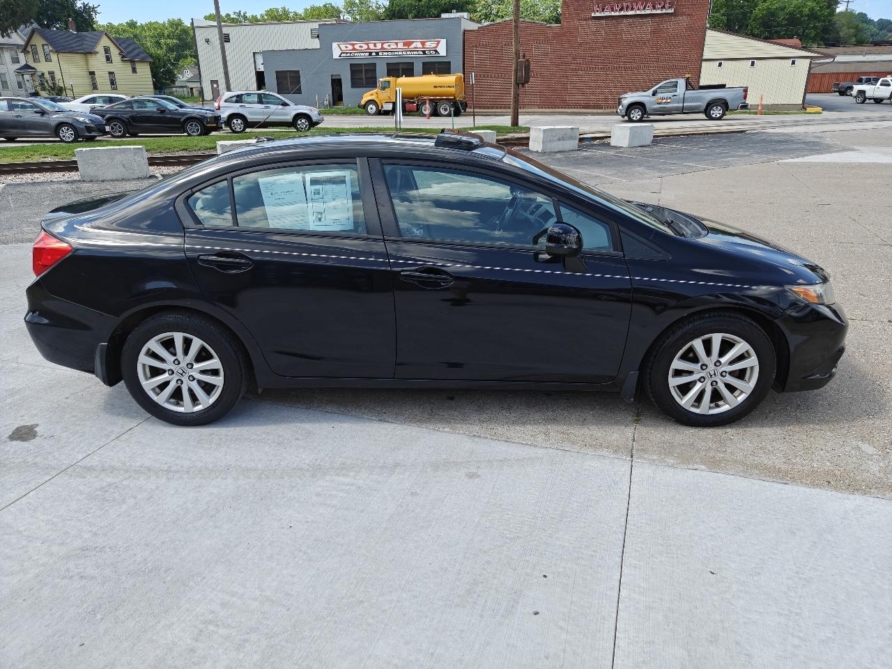Honda Civic EX-L Sedan 5-Speed AT 2012