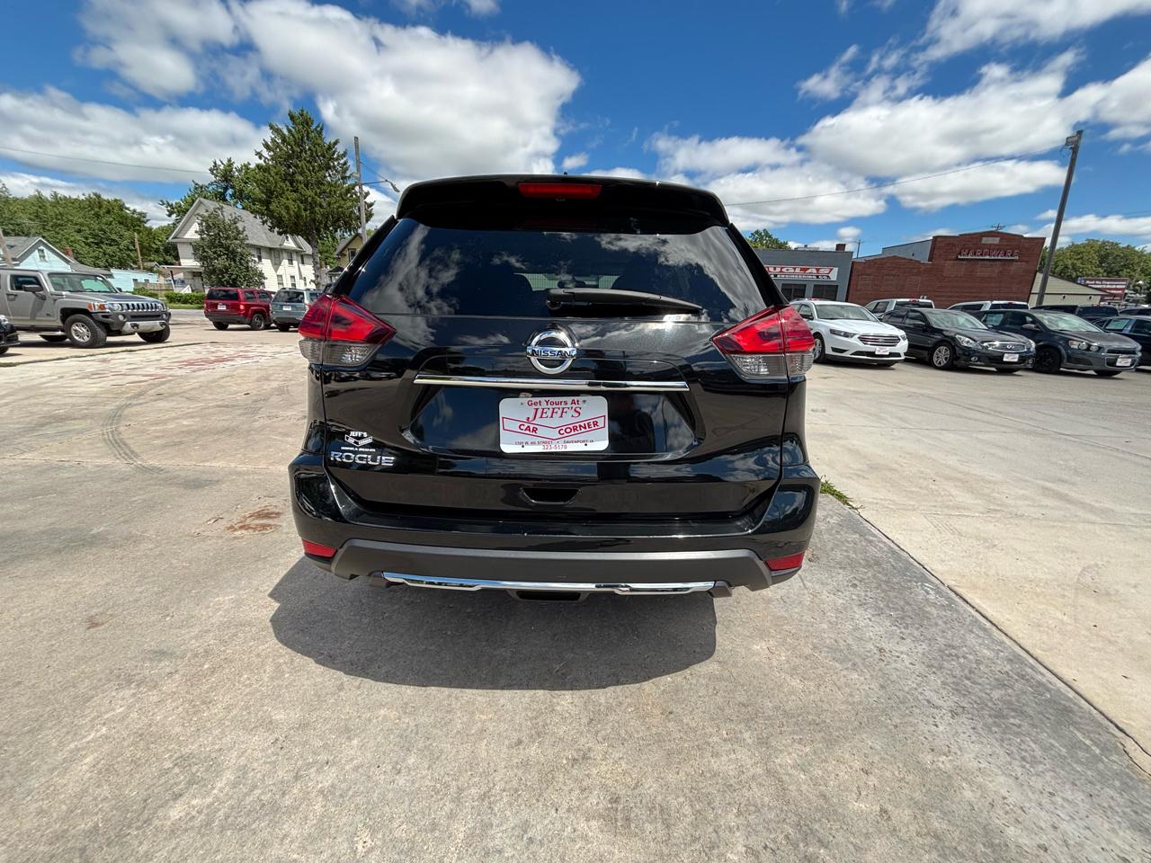 Nissan Rogue SL FWD 2017