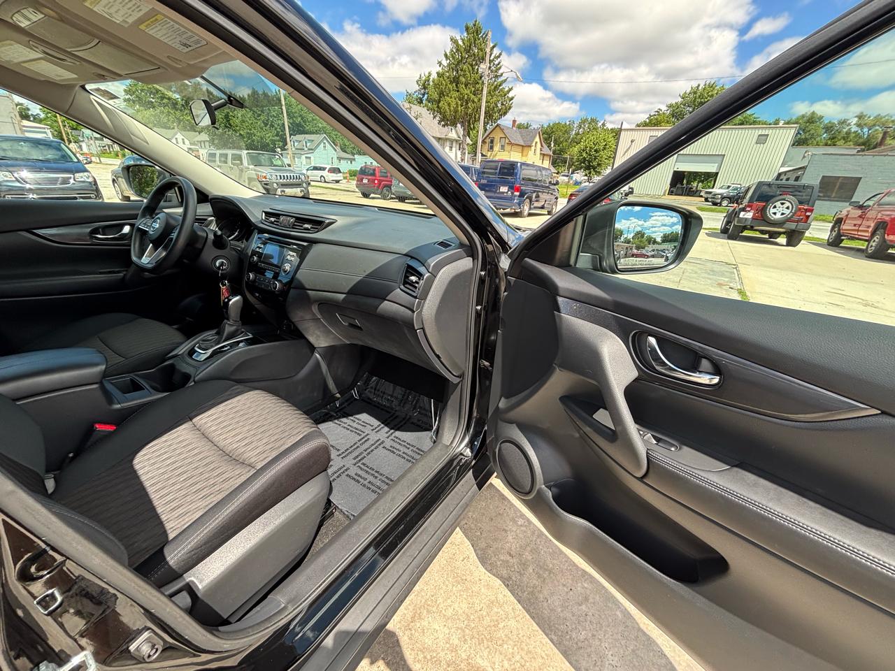 Nissan Rogue SL FWD 2017