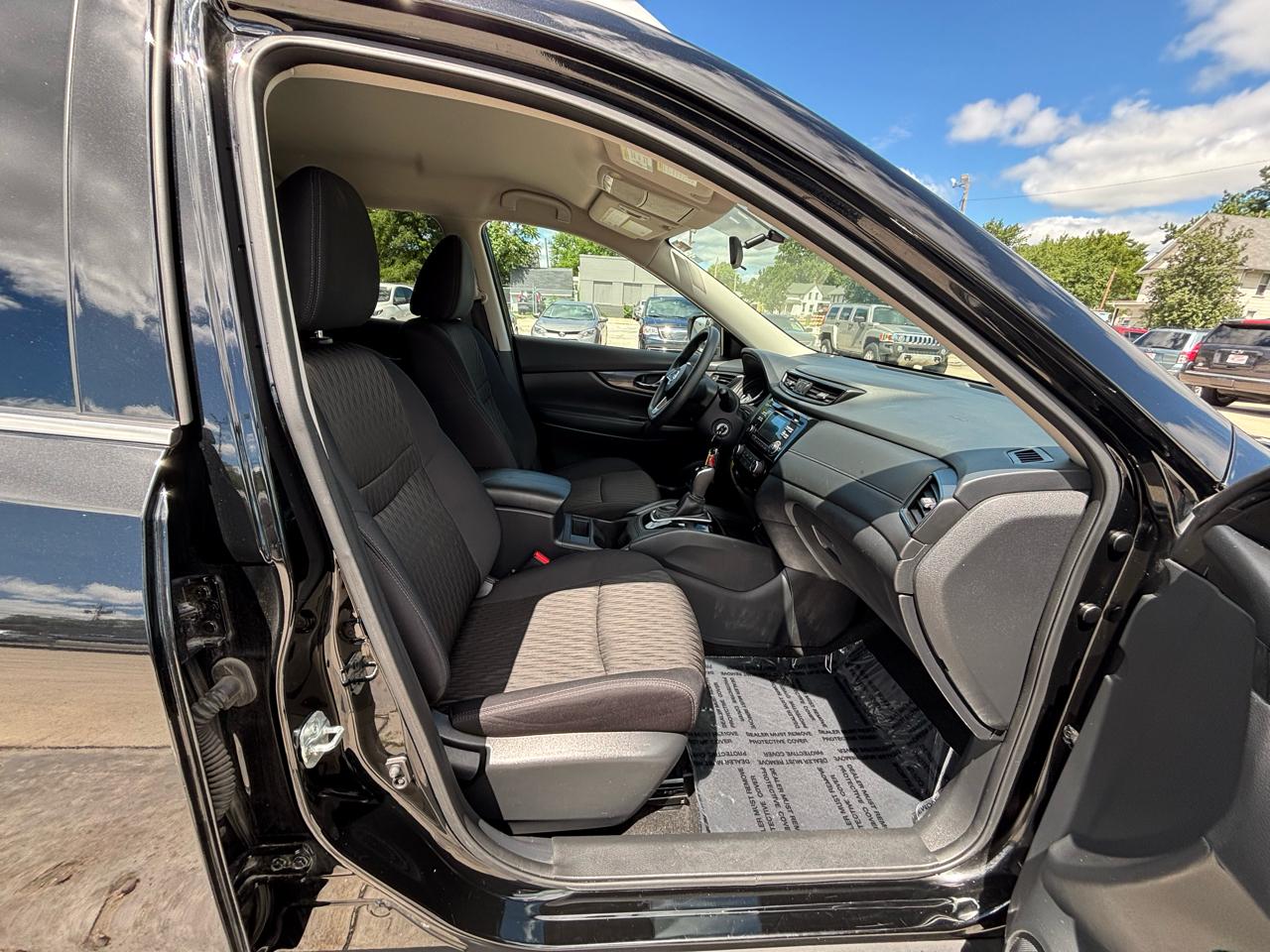 Nissan Rogue SL FWD 2017