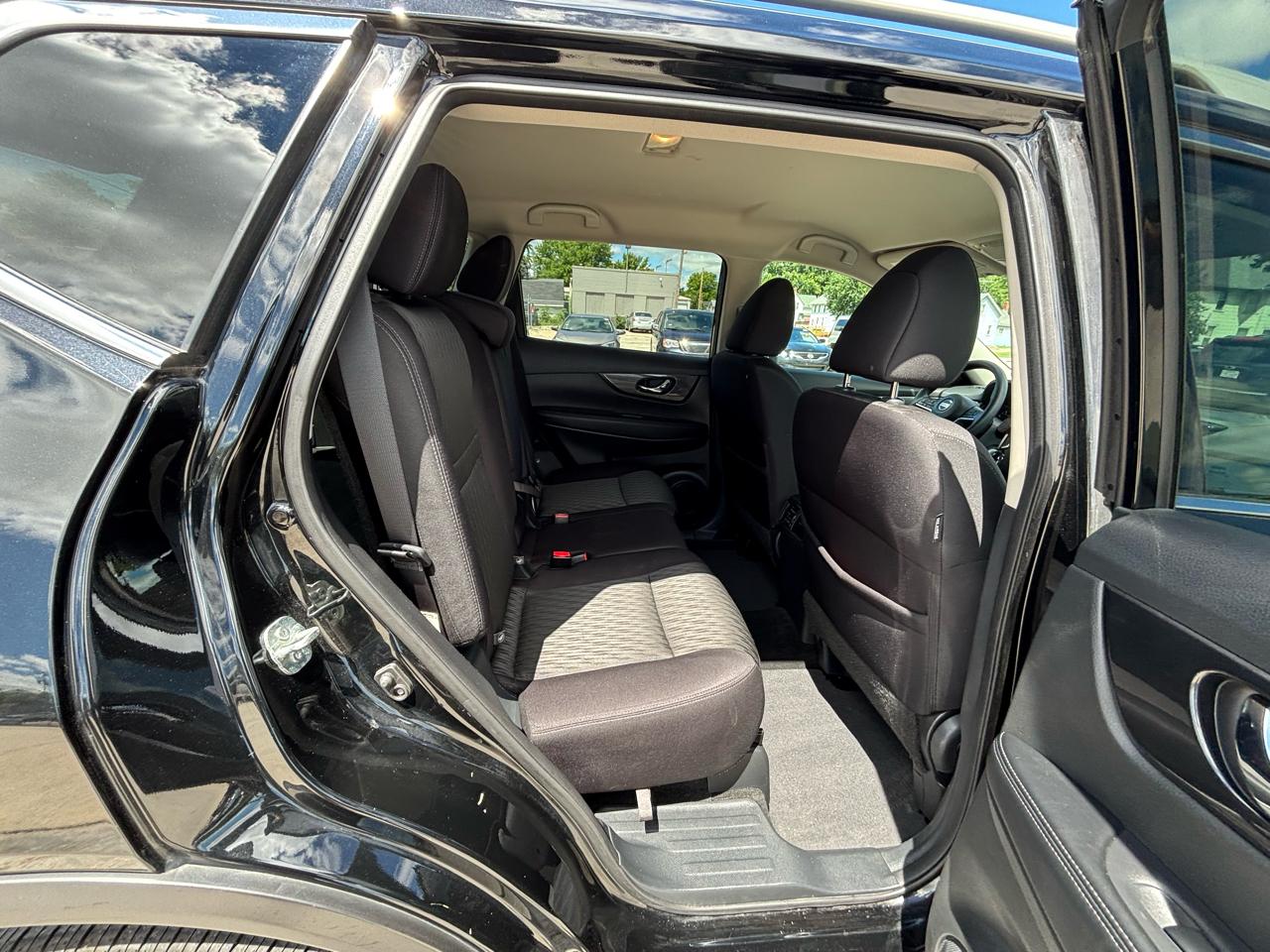 Nissan Rogue SL FWD 2017