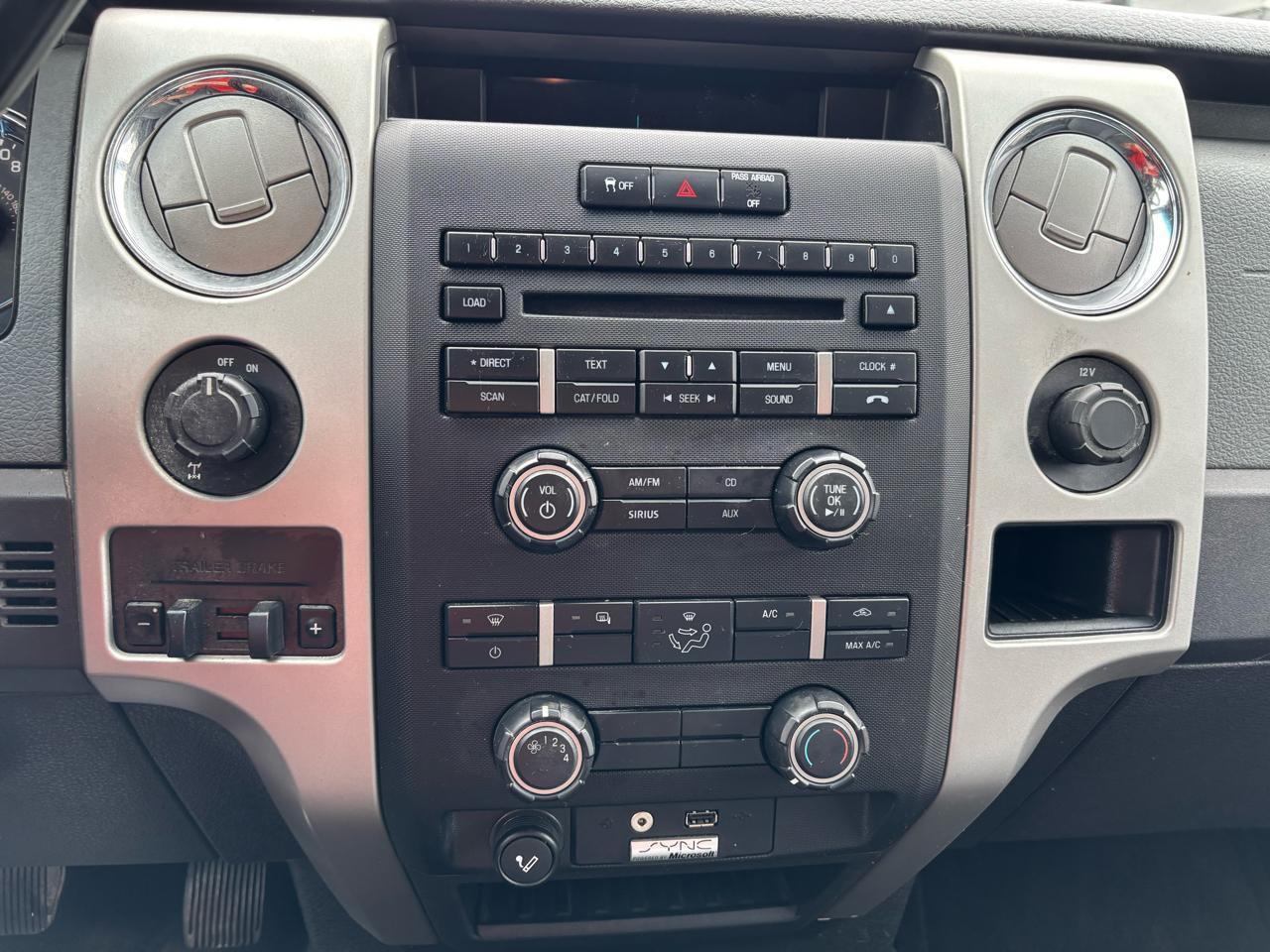Ford F-150 XLT SuperCab 8-ft. Bed 2WD 2012
