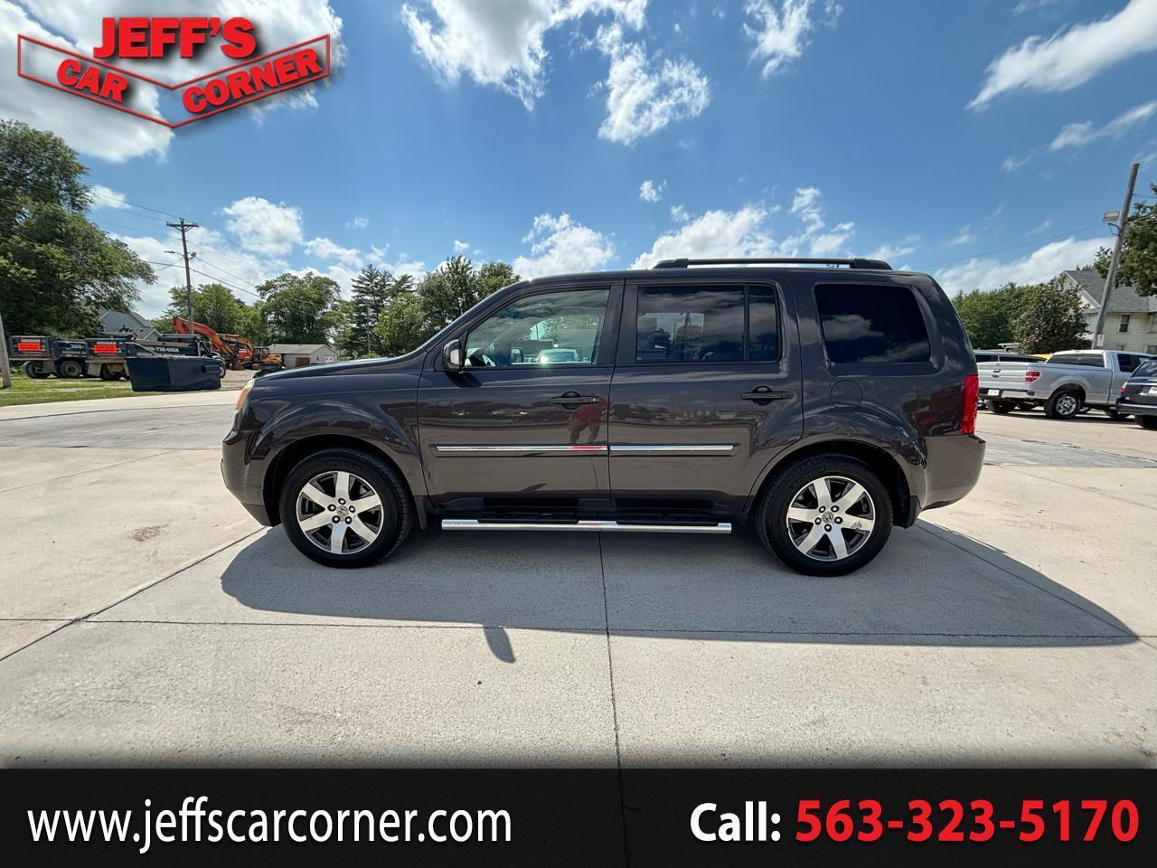 2013 Honda Pilot Touring 4WD 5-Spd AT with DVD