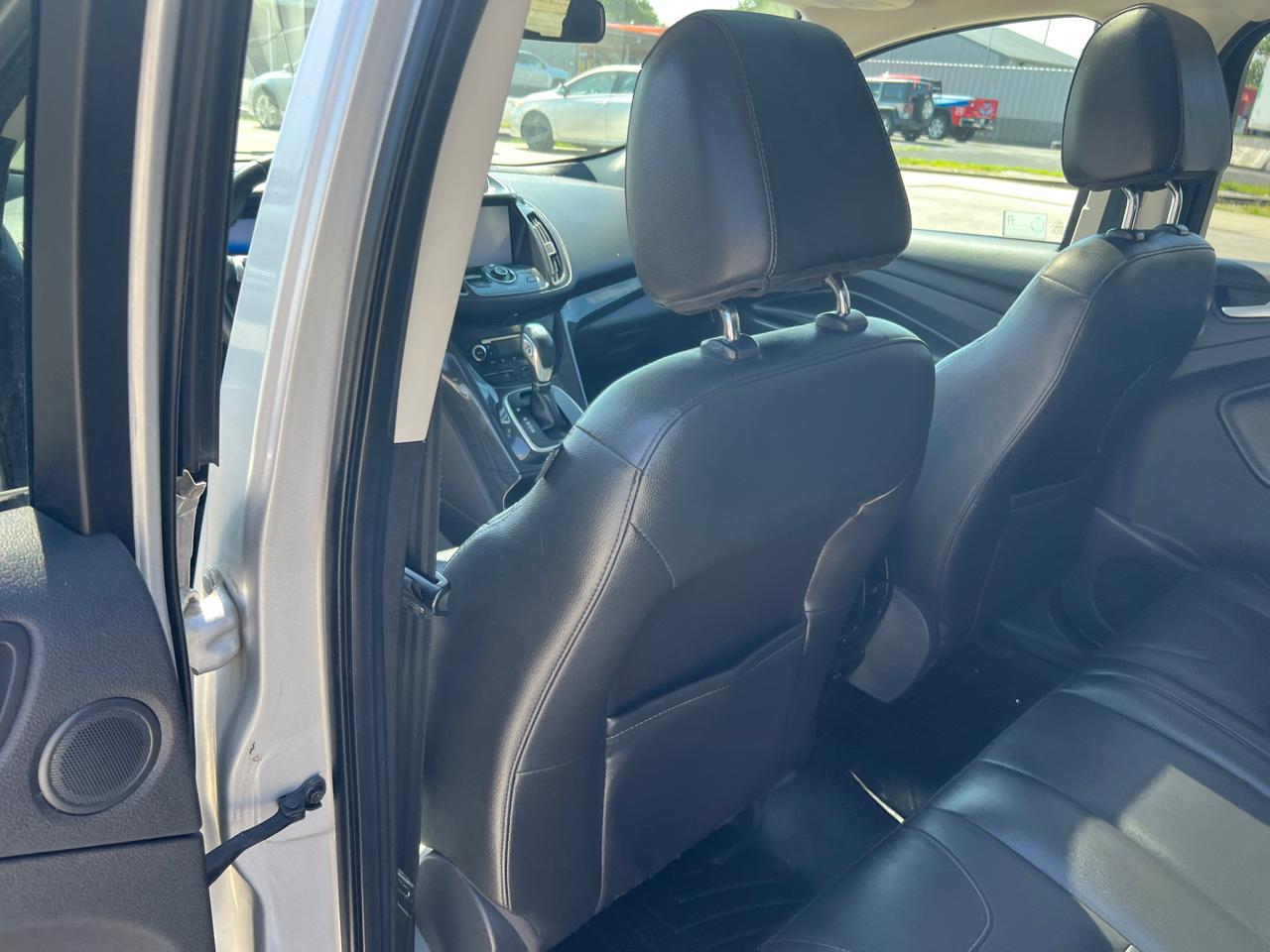 Ford Escape Titanium 4WD 2013