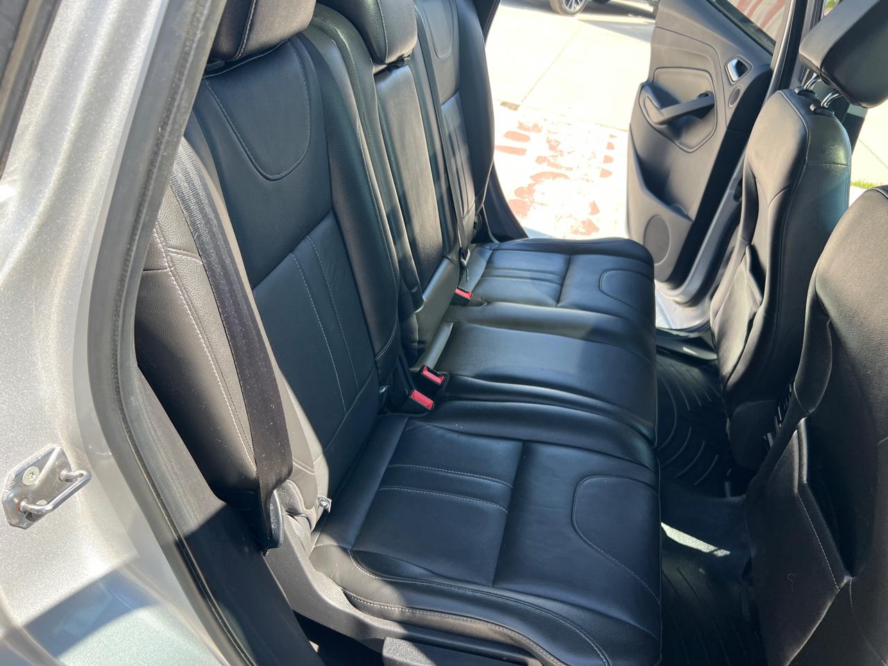 Ford Escape Titanium 4WD 2013
