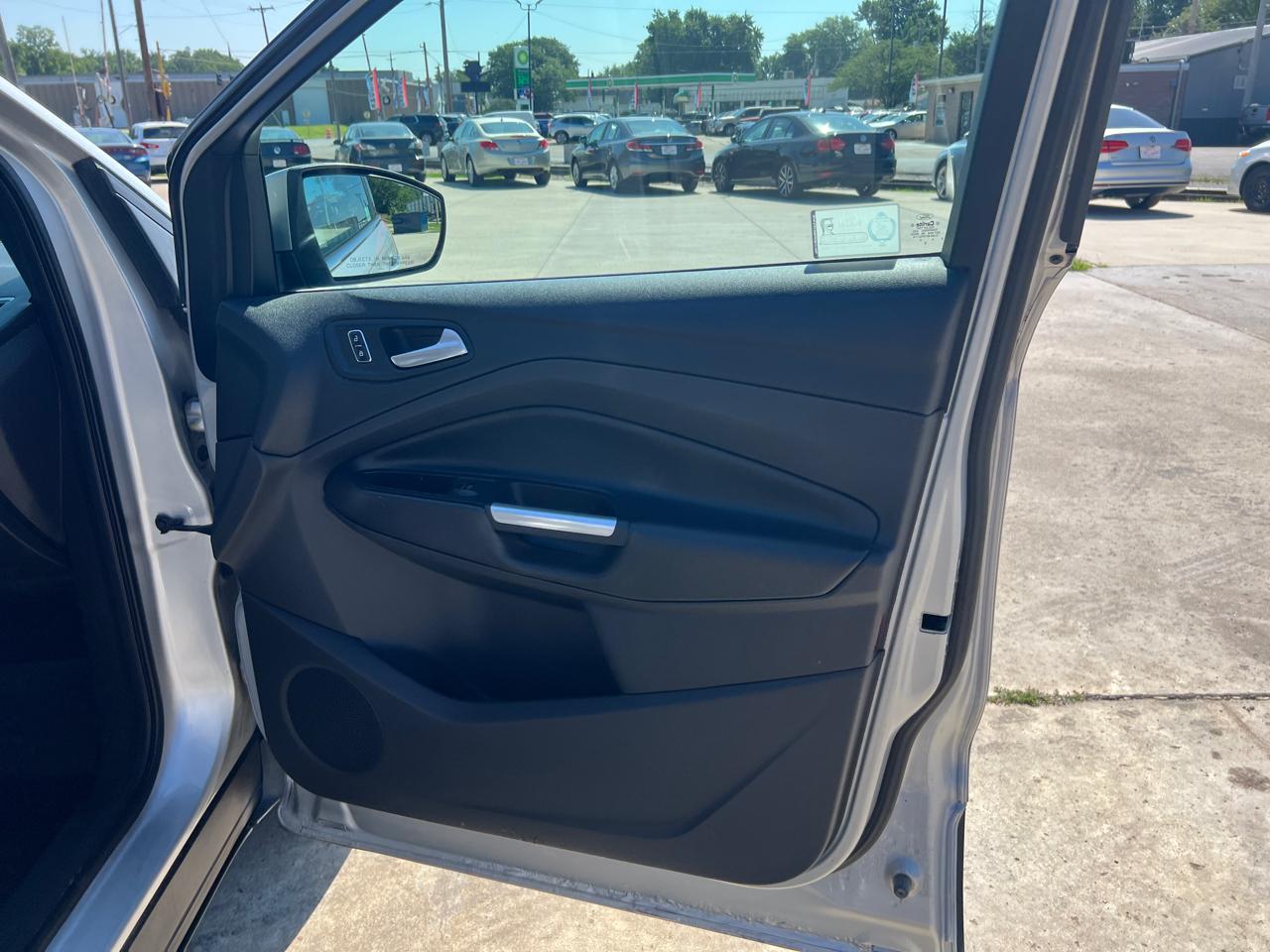 Ford Escape Titanium 4WD 2013