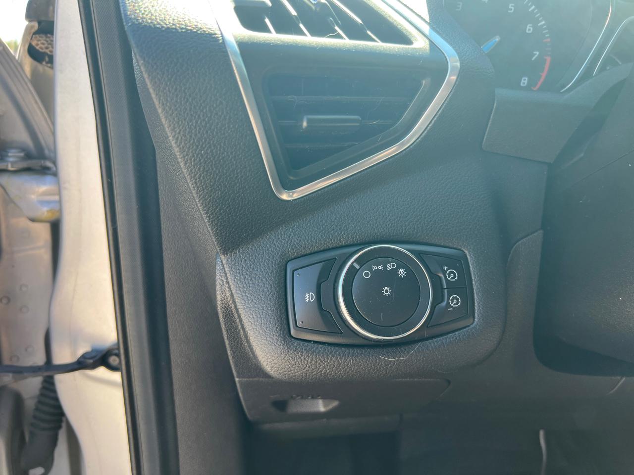 Ford Escape Titanium 4WD 2013
