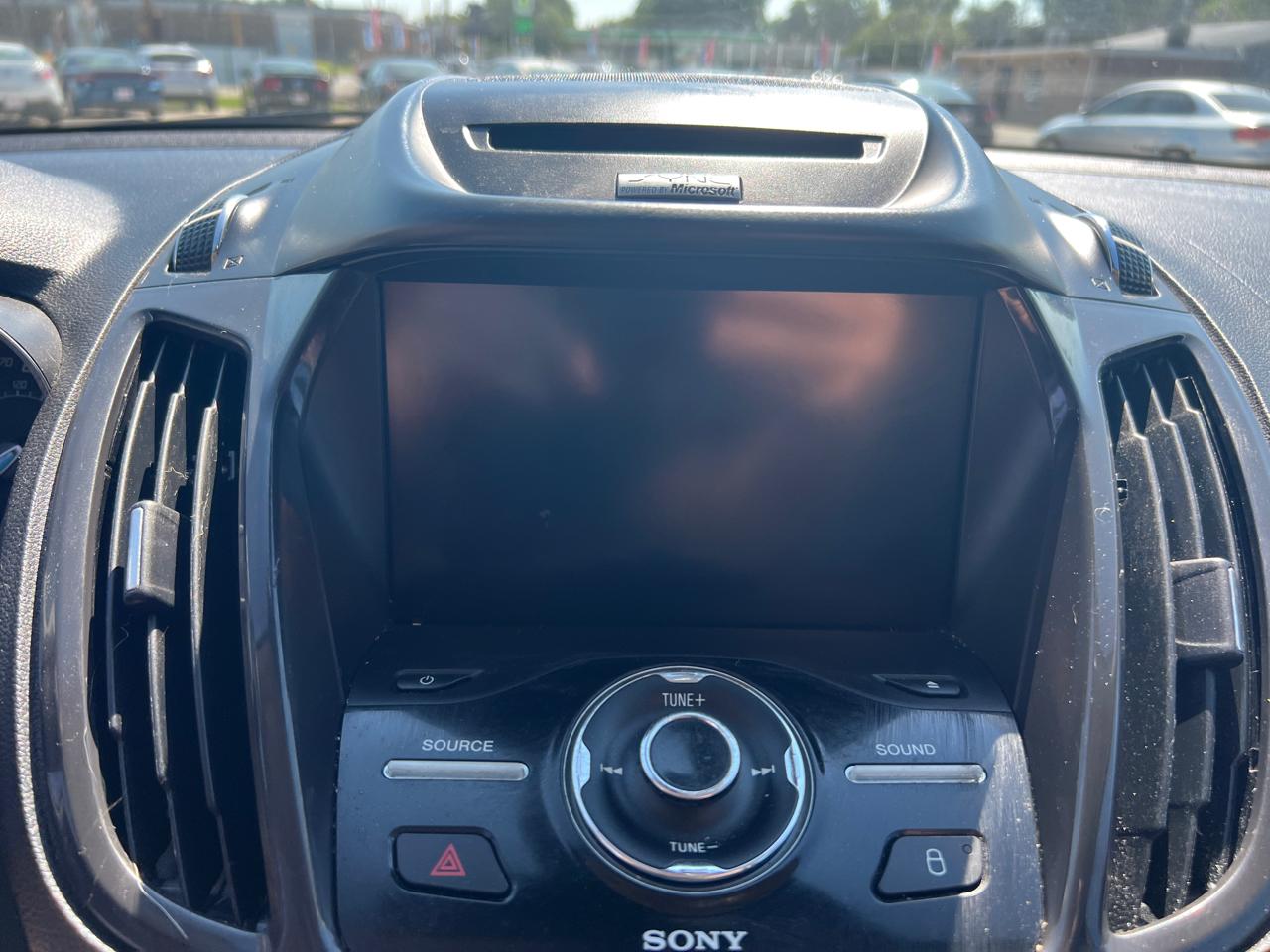 Ford Escape Titanium 4WD 2013