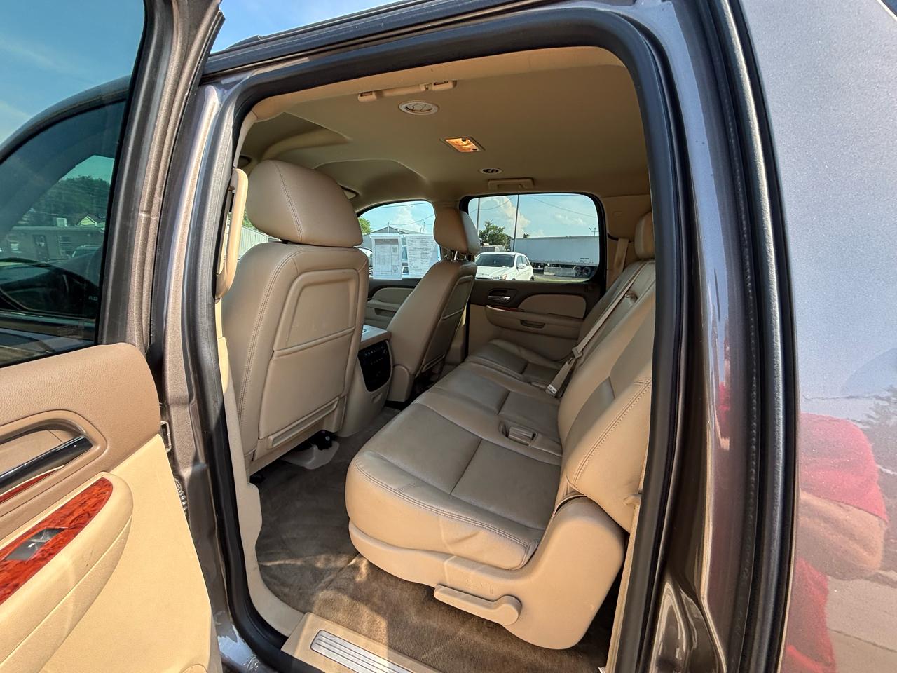 Chevrolet Suburban LTZ 1500 4WD 2013
