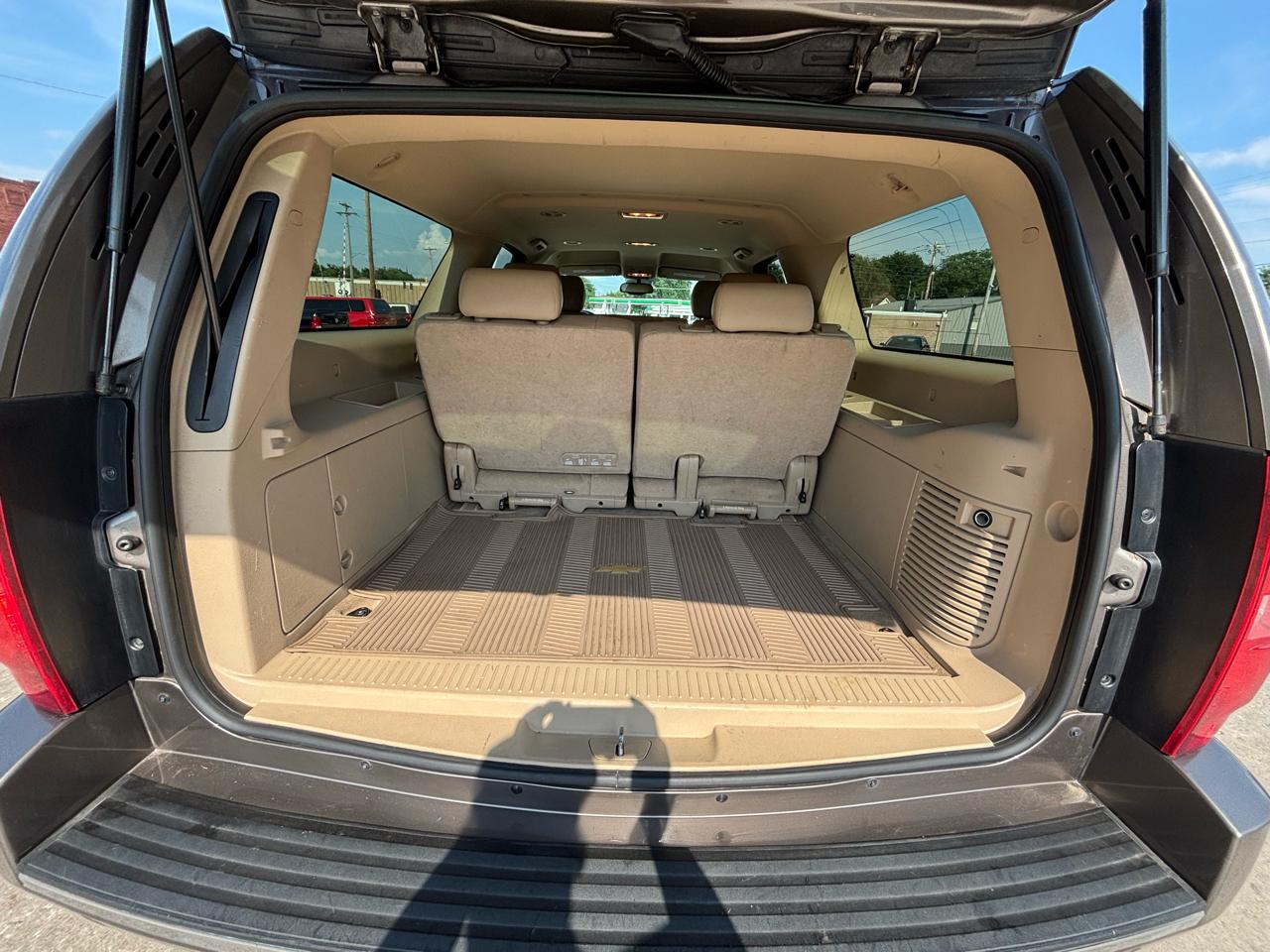 Chevrolet Suburban LTZ 1500 4WD 2013