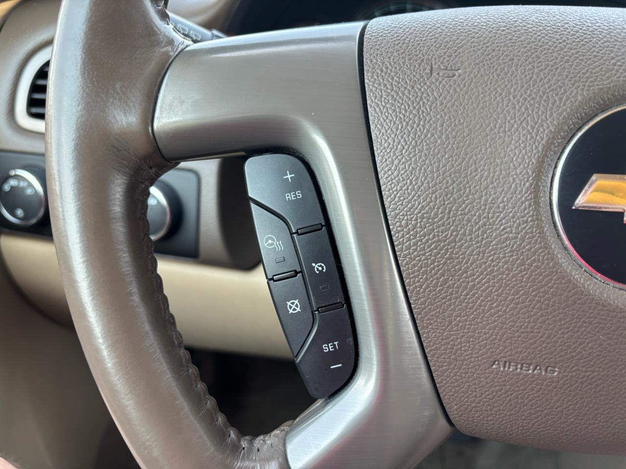 Chevrolet Suburban LTZ 1500 4WD 2013