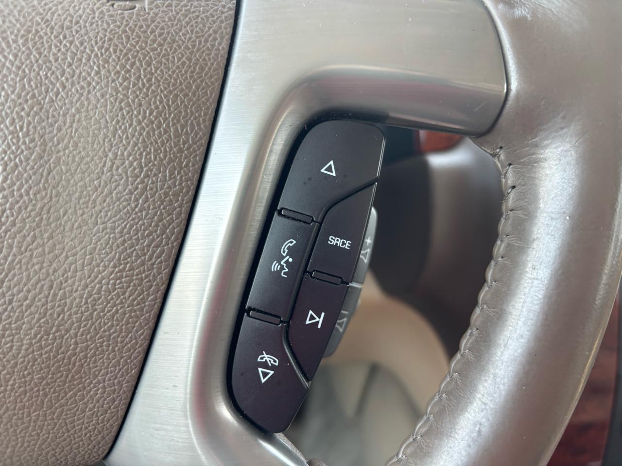 Chevrolet Suburban LTZ 1500 4WD 2013