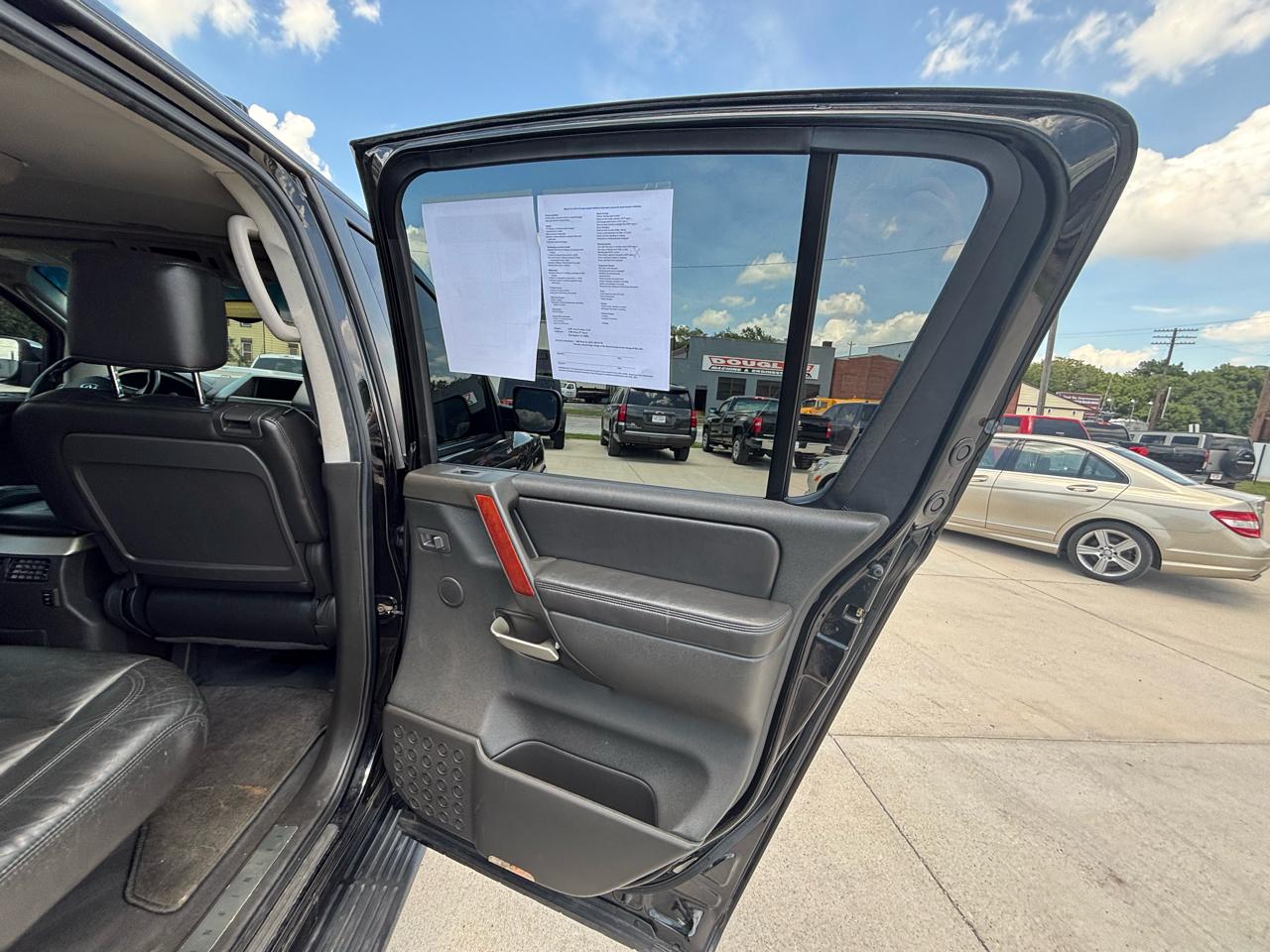 Infiniti QX56 AWD 2004