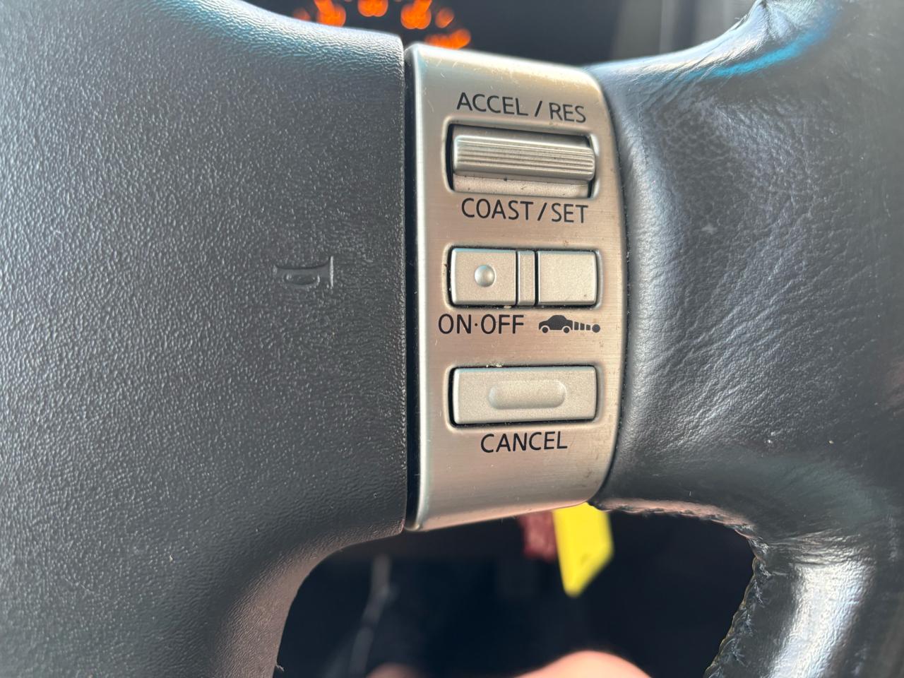 Infiniti QX56 AWD 2004