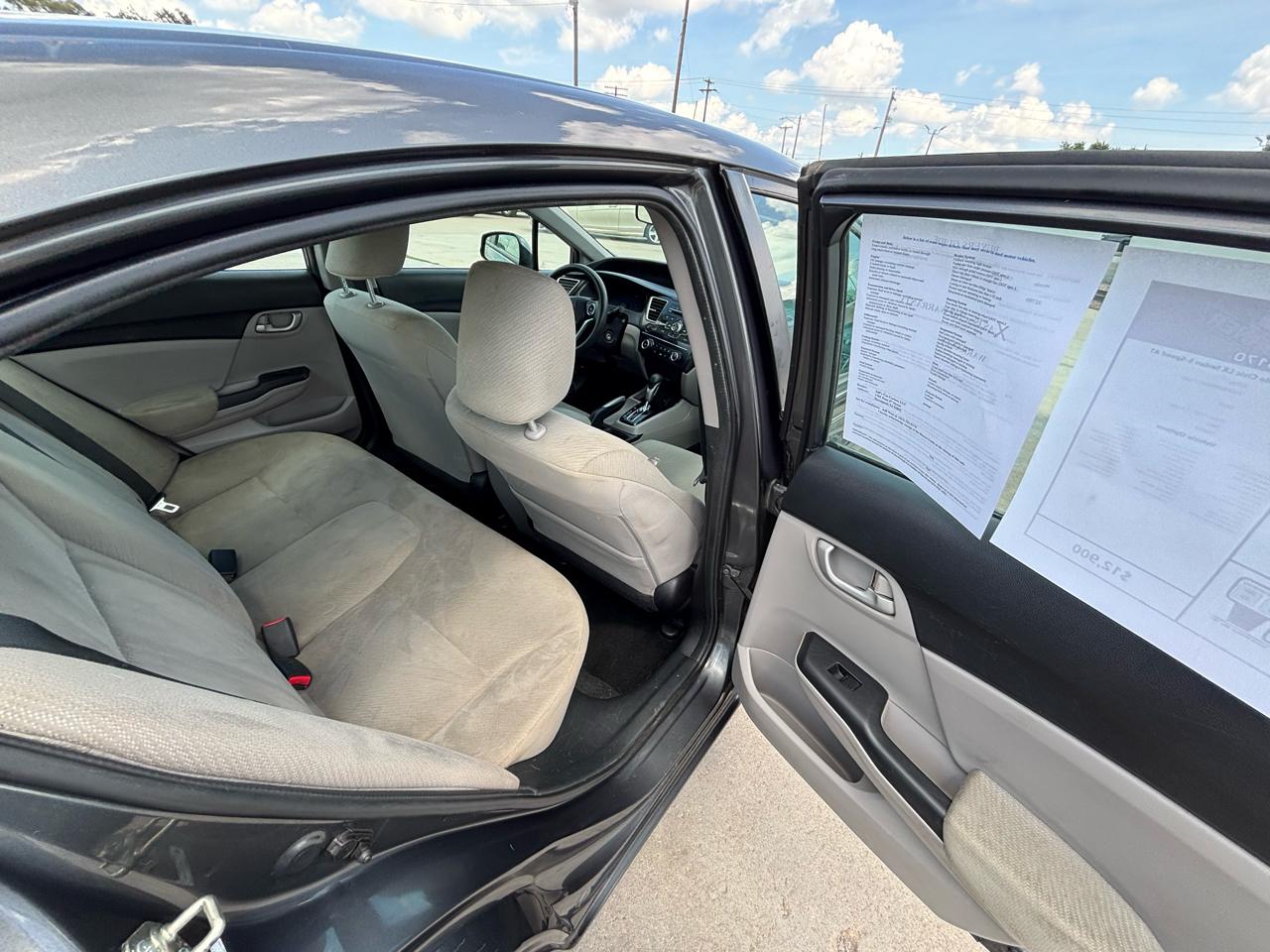 Honda Civic LX Sedan 5-Speed AT 2013