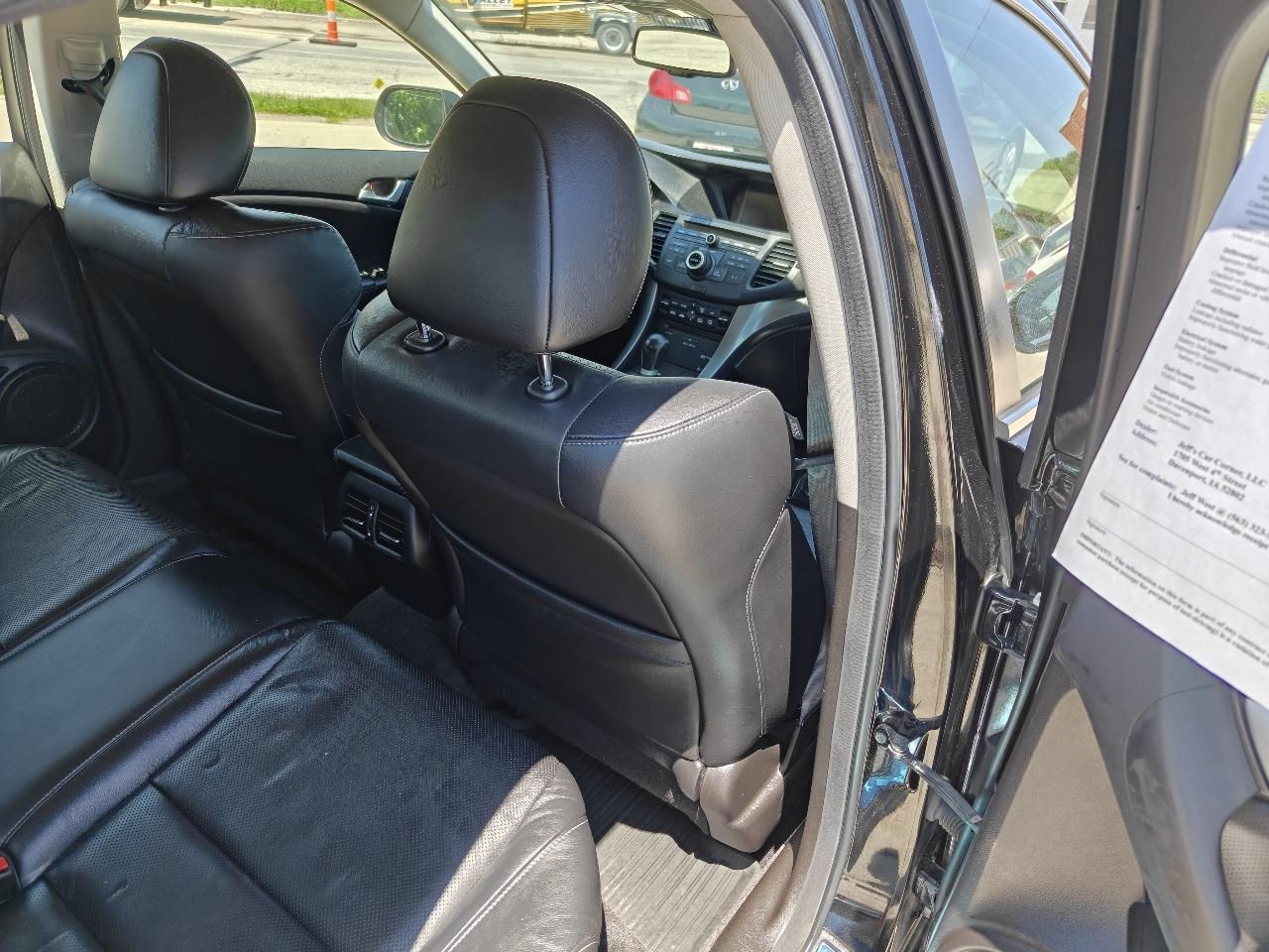 Acura TSX 5-Spd AT with Tech Package 2014