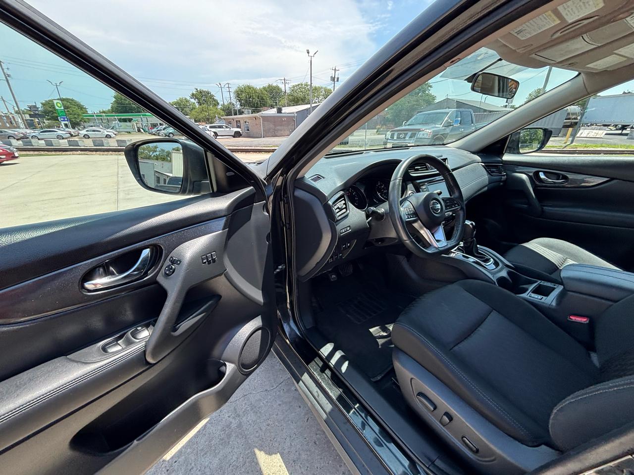 Nissan Rogue SV AWD 2018