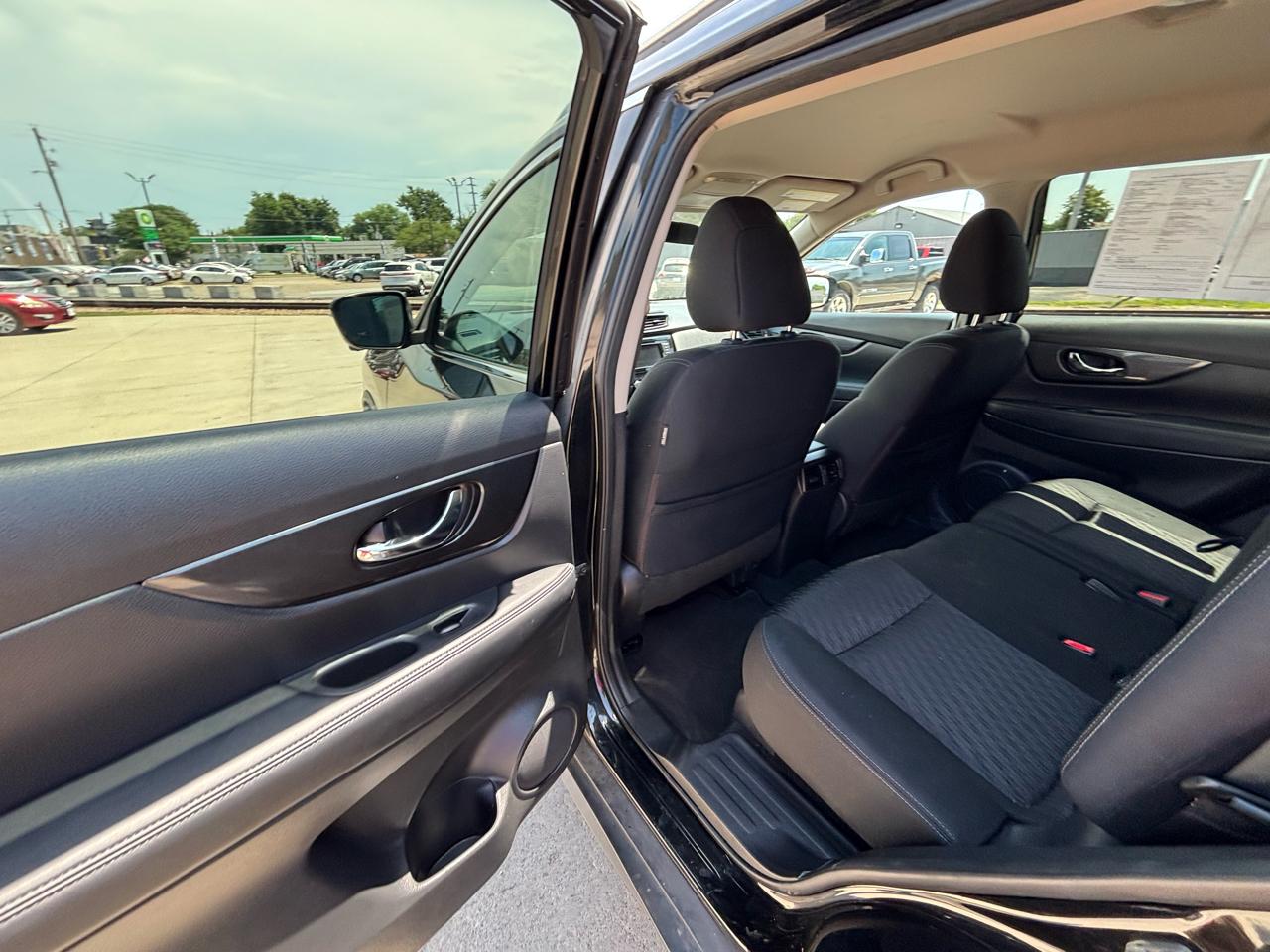Nissan Rogue SV AWD 2018