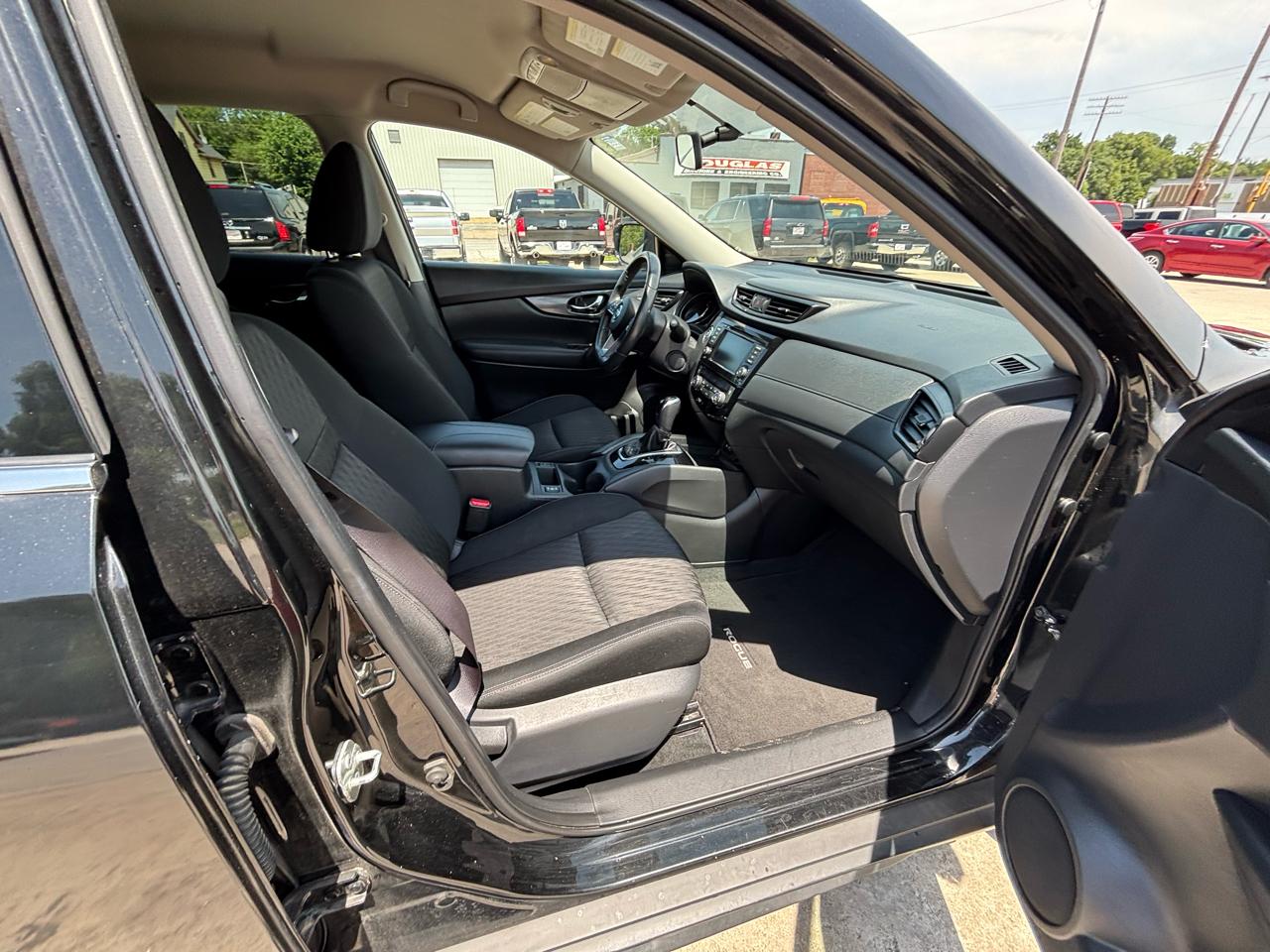 Nissan Rogue SV AWD 2018