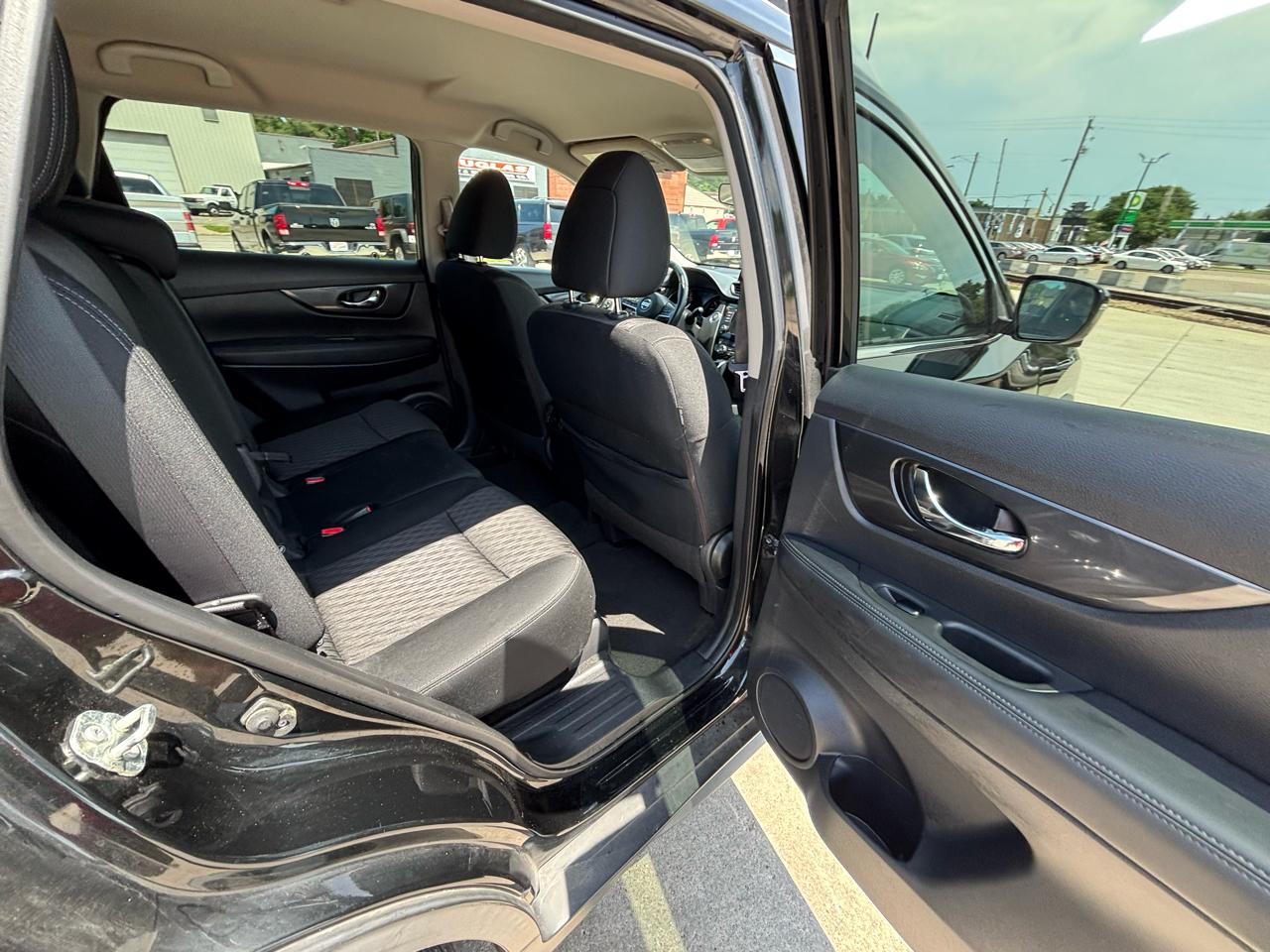 Nissan Rogue SV AWD 2018