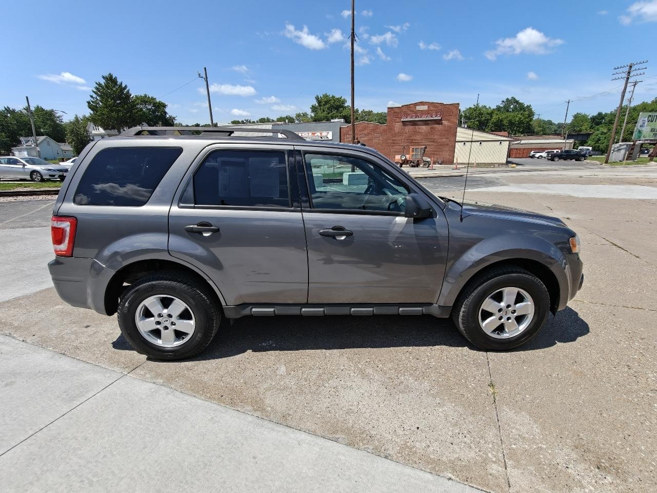 Ford Escape XLT 4WD 2012