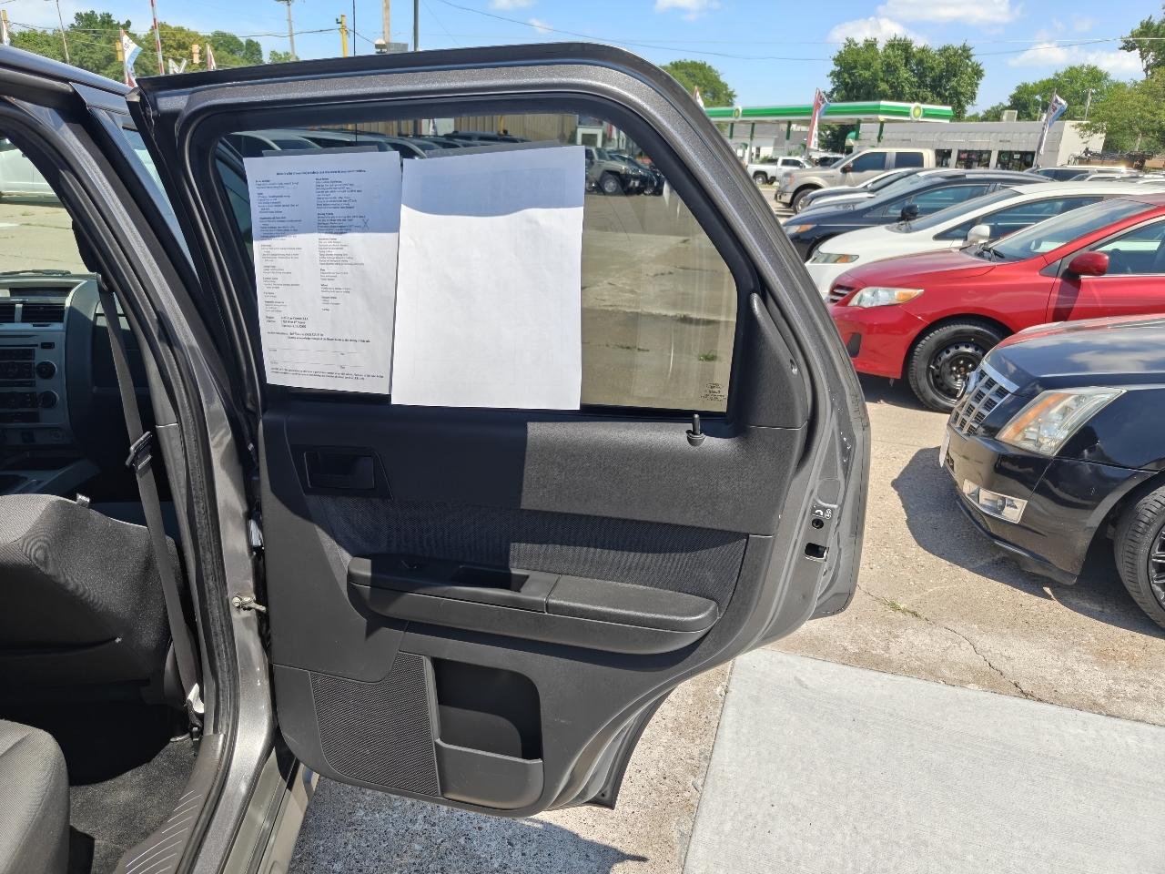 Ford Escape XLT 4WD 2012