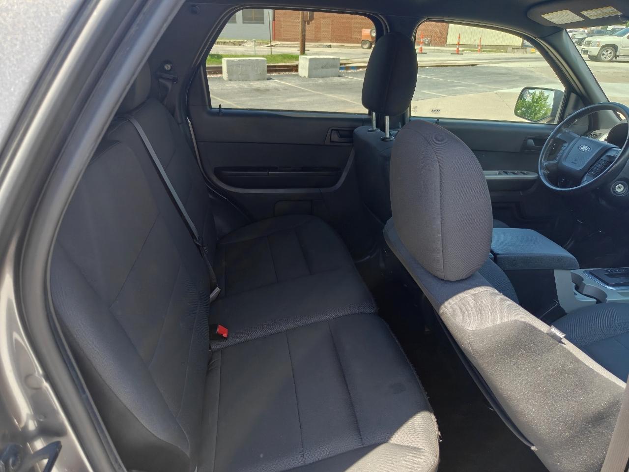 Ford Escape XLT 4WD 2012