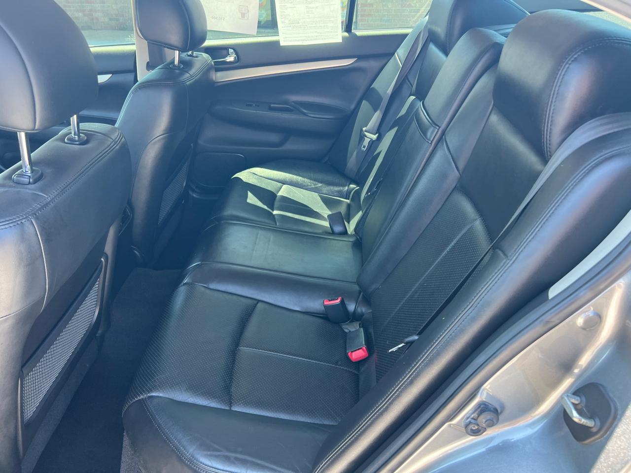 Infiniti G Sedan G37x AWD 2010