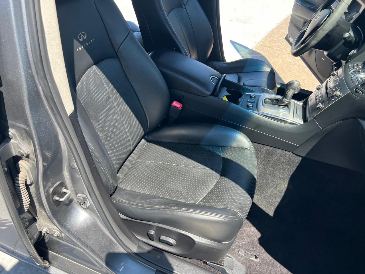 Infiniti G Sedan G37x AWD 2010