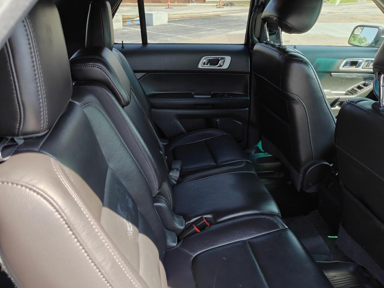 Ford Explorer XLT 4WD 2013