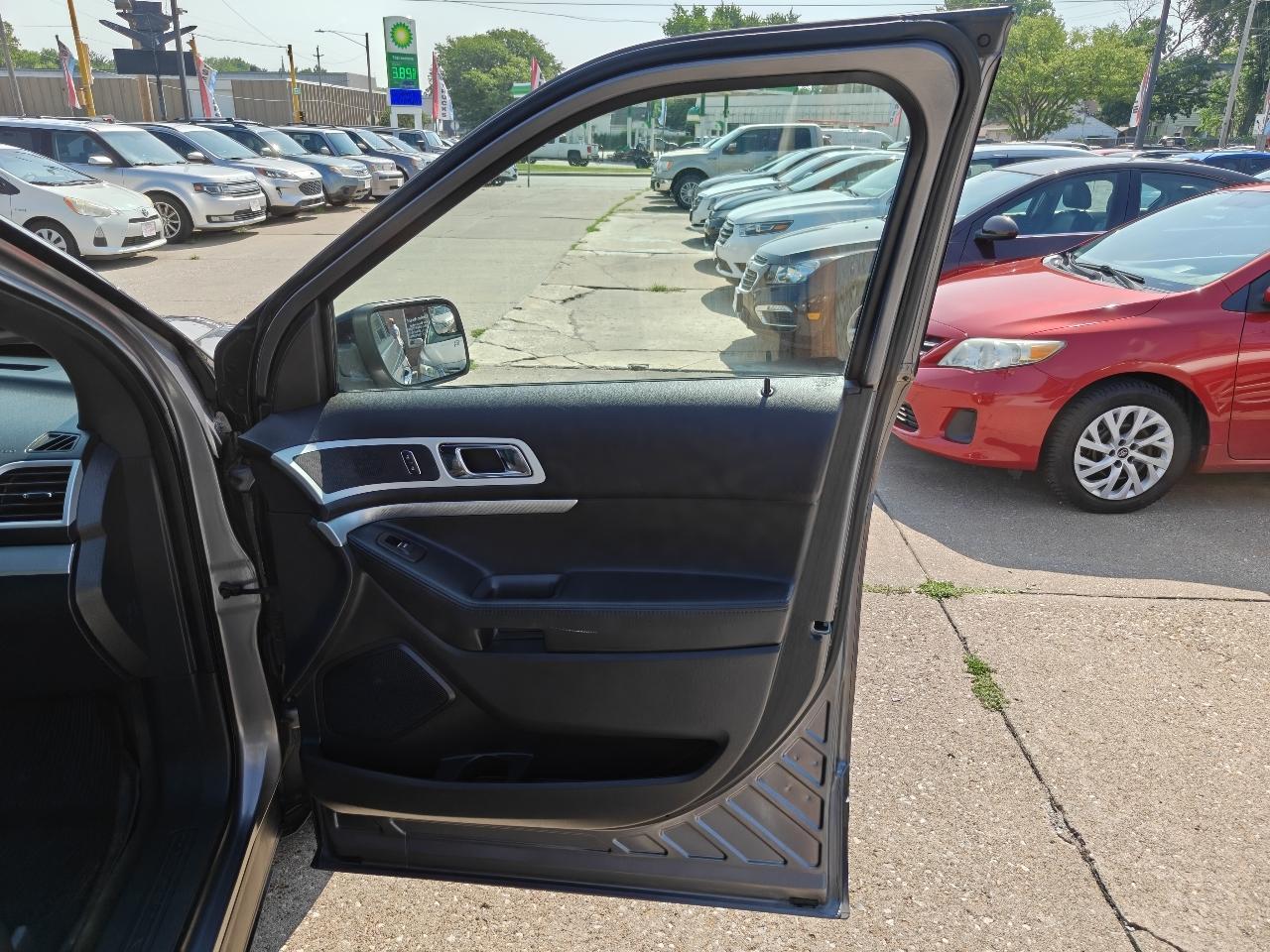 Ford Explorer XLT 4WD 2013